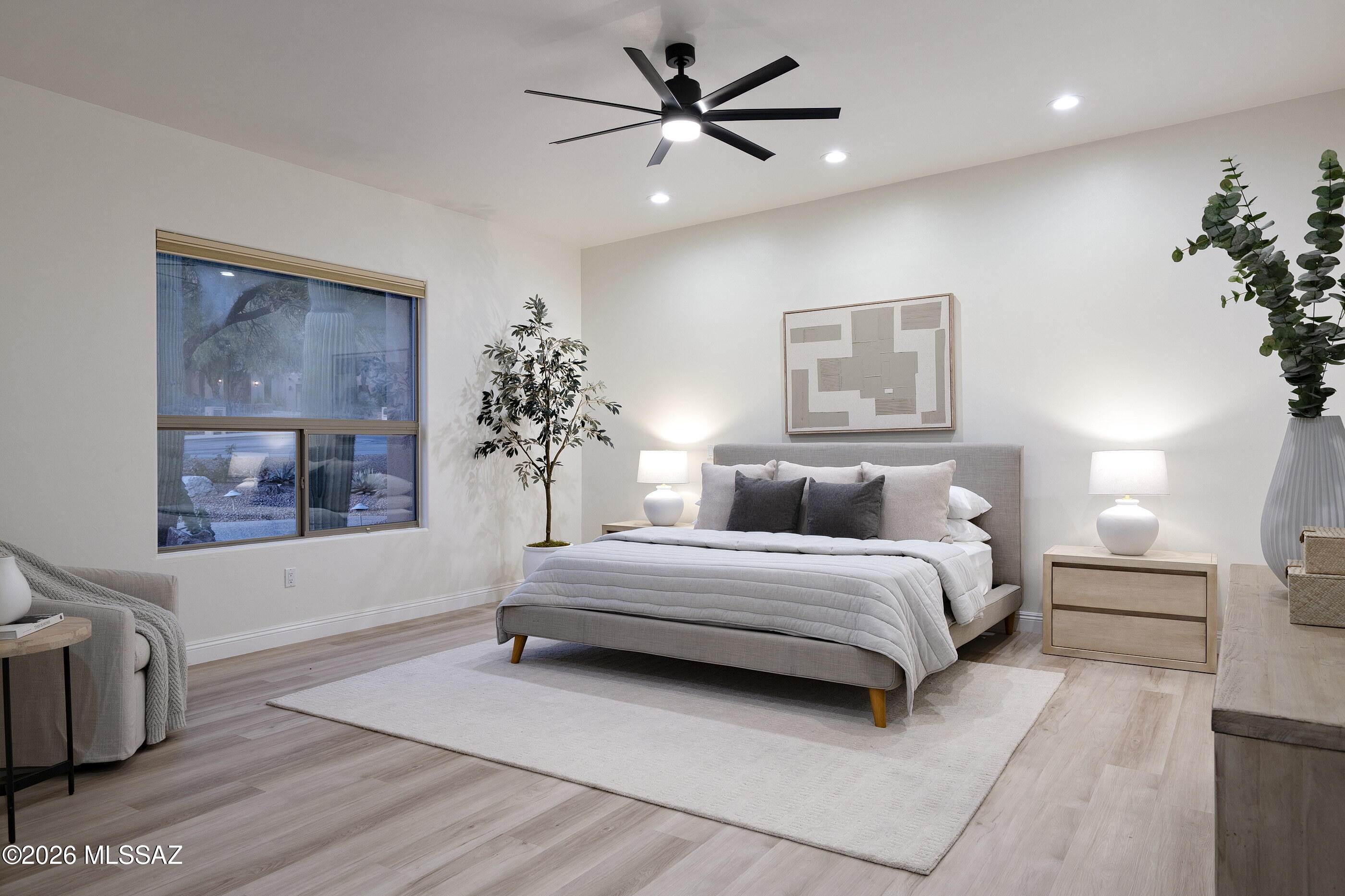 6872 E Desert Wind Court