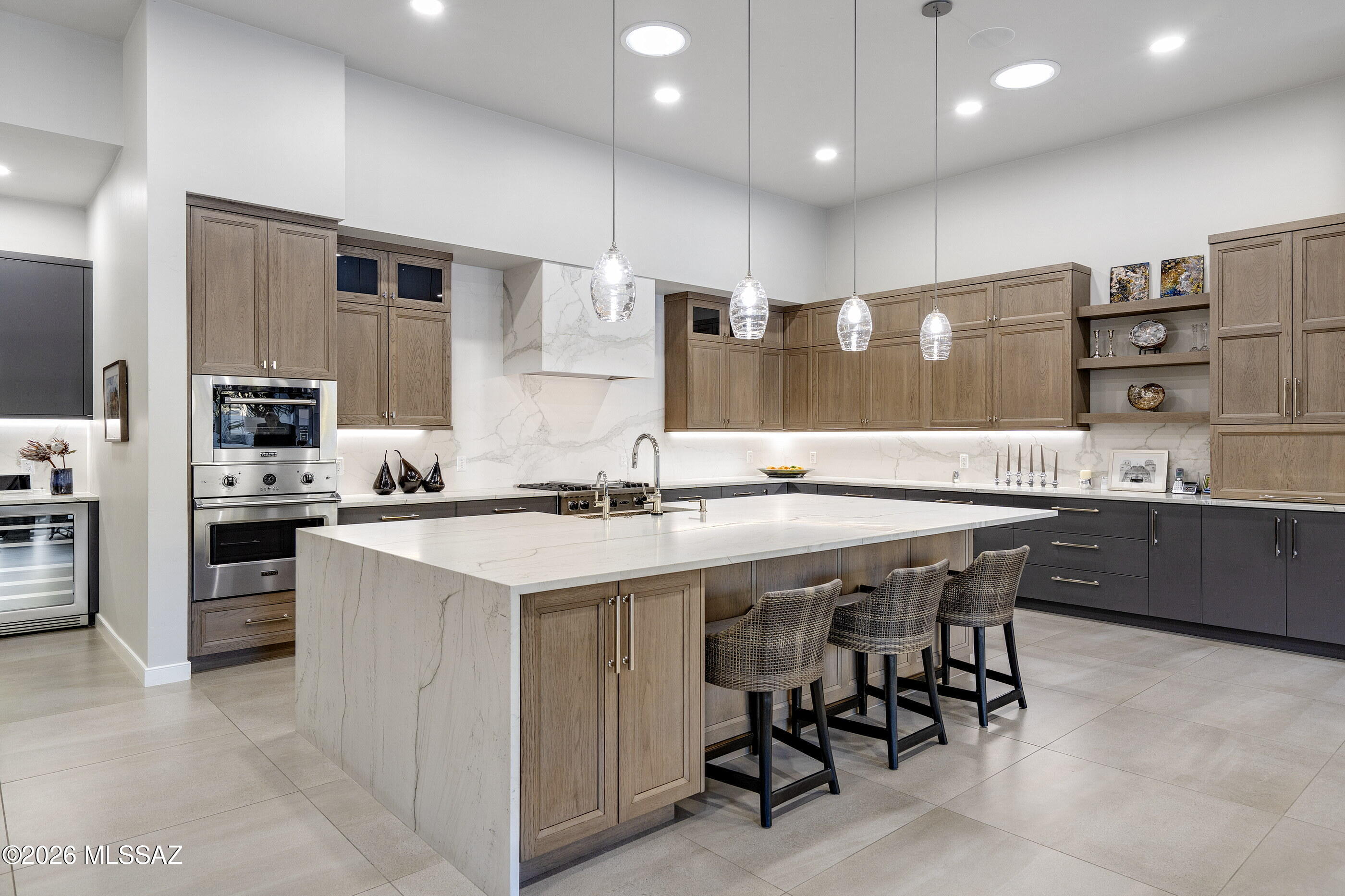 2126 E Desert Garden Drive