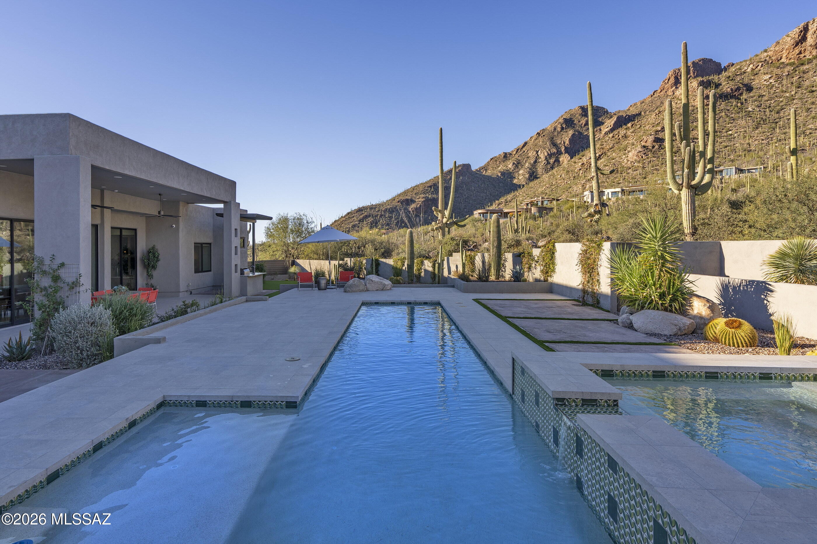 2126 E Desert Garden Drive