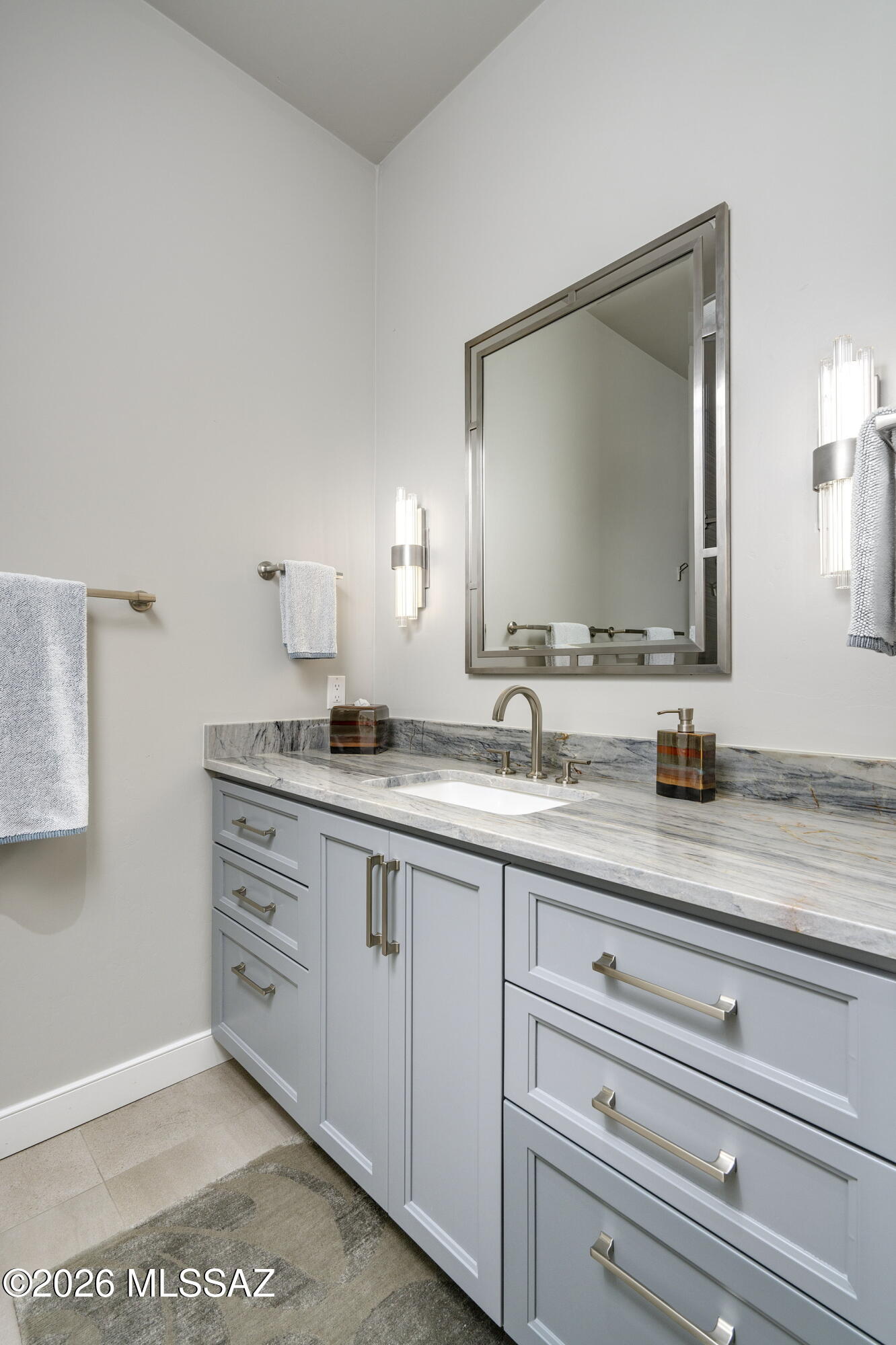 2126 E Desert Garden Drive