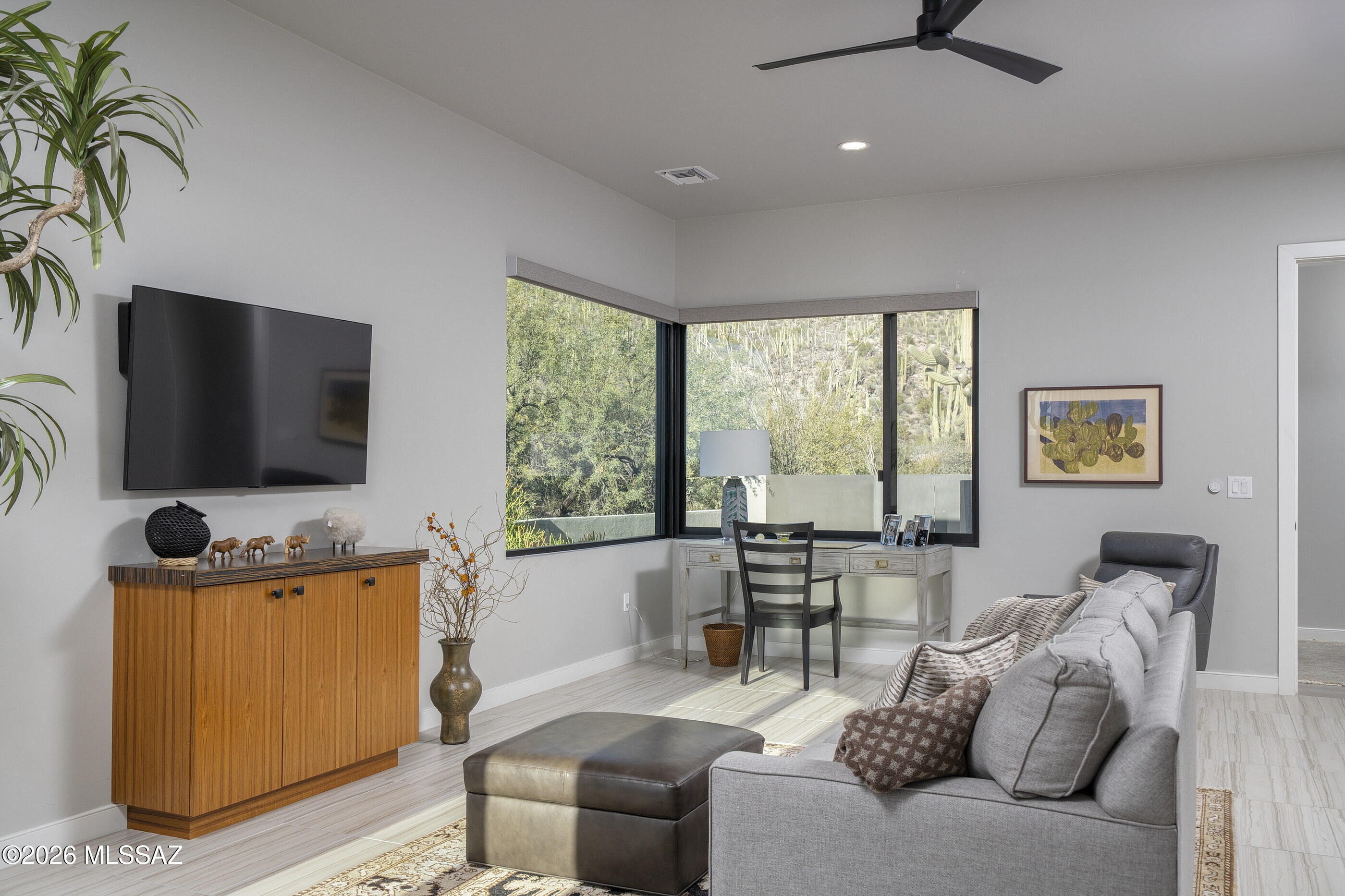 2126 E Desert Garden Drive