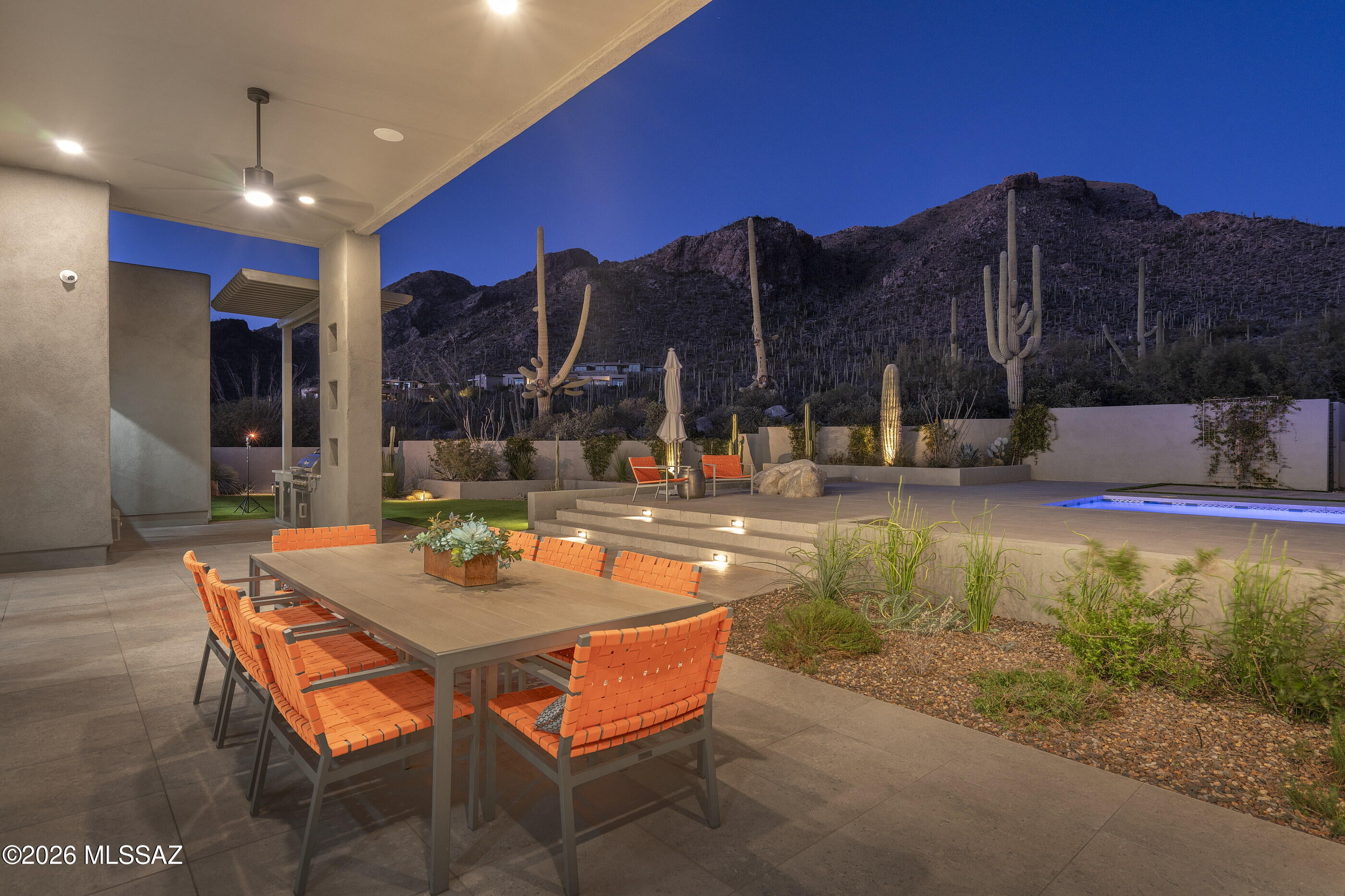 2126 E Desert Garden Drive