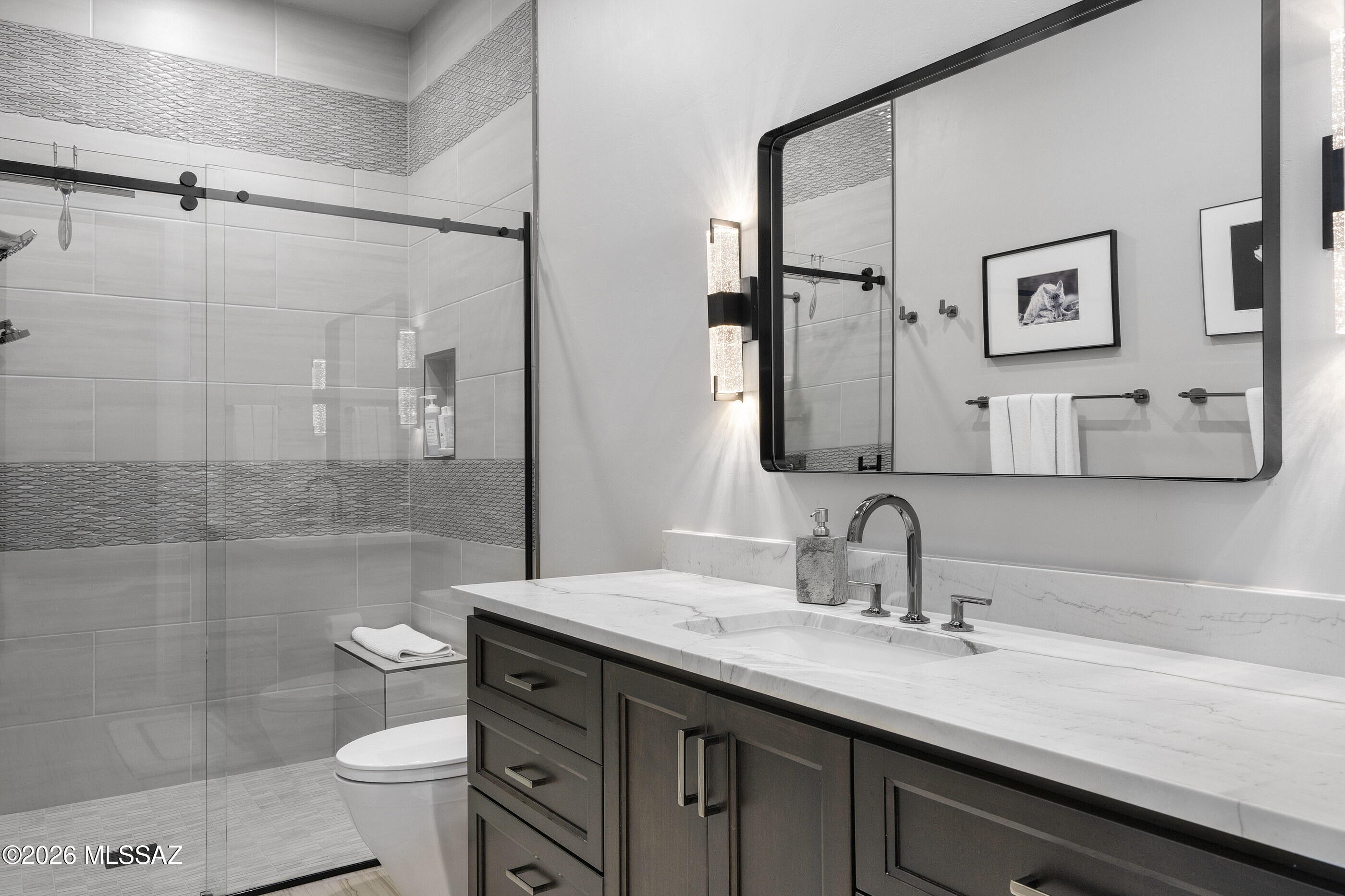 2126 E Desert Garden Drive