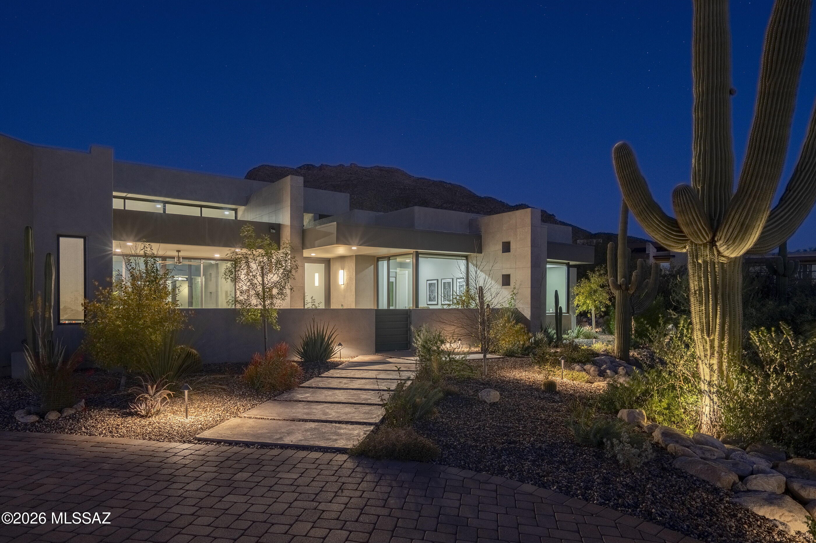 2126 E Desert Garden Drive