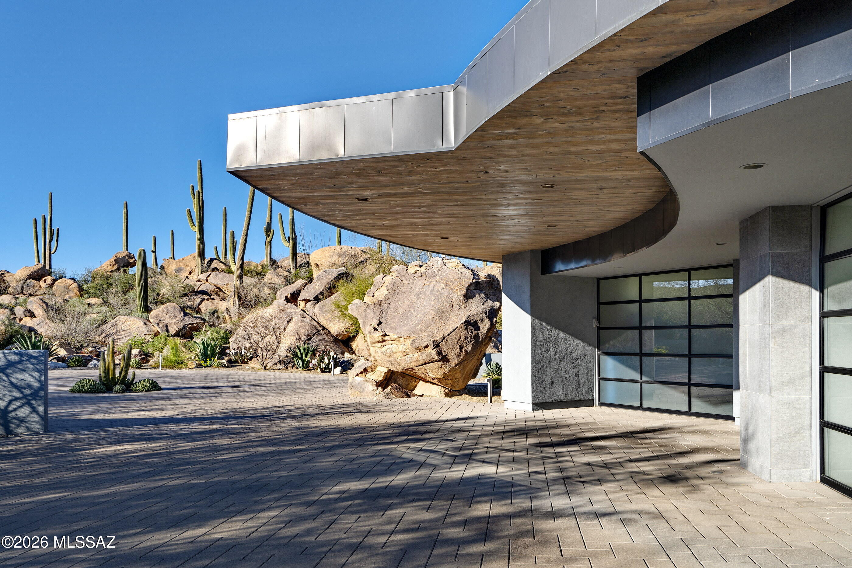 1470 W Tortolita Mountain Circle