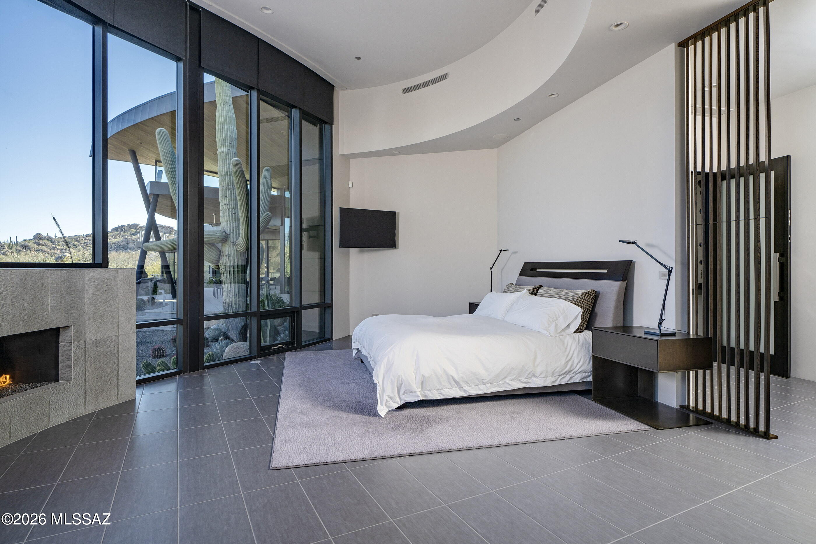 1470 W Tortolita Mountain Circle