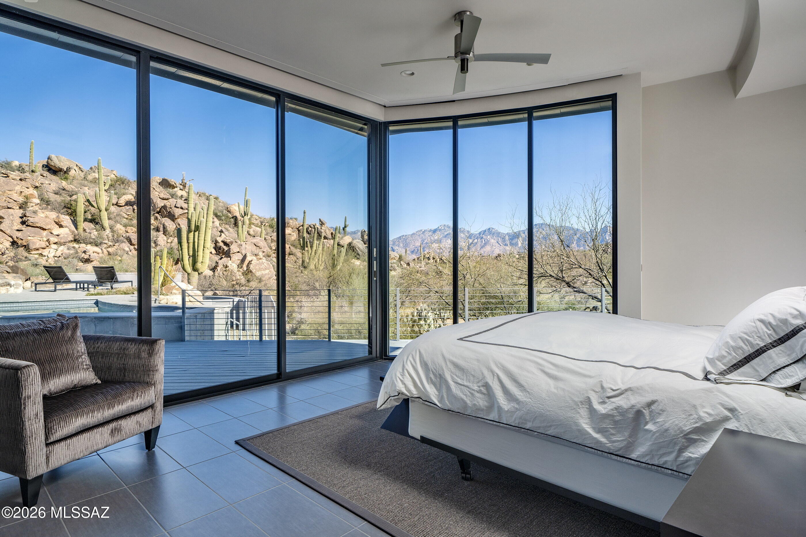 1470 W Tortolita Mountain Circle