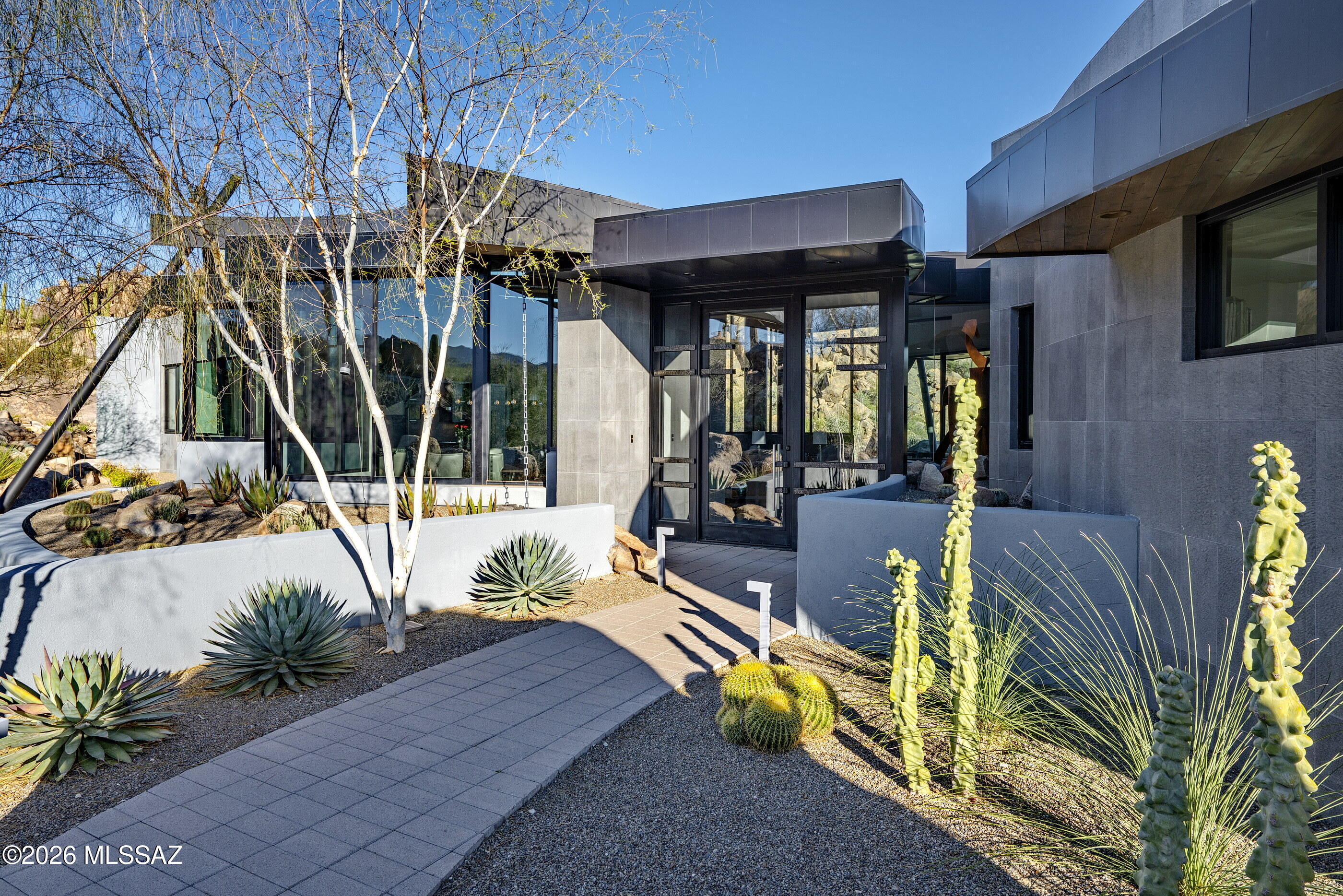 1470 W Tortolita Mountain Circle