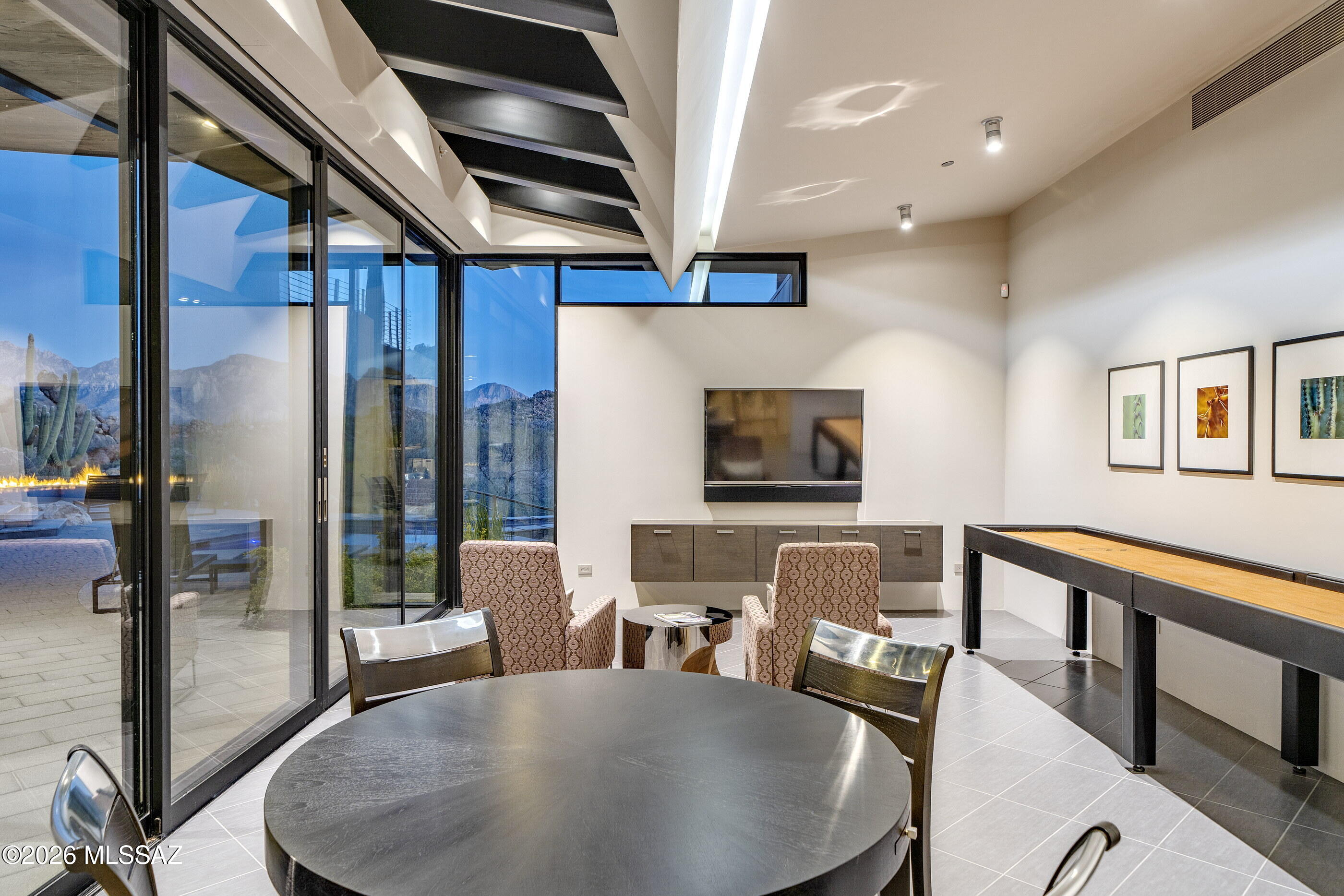 1470 W Tortolita Mountain Circle