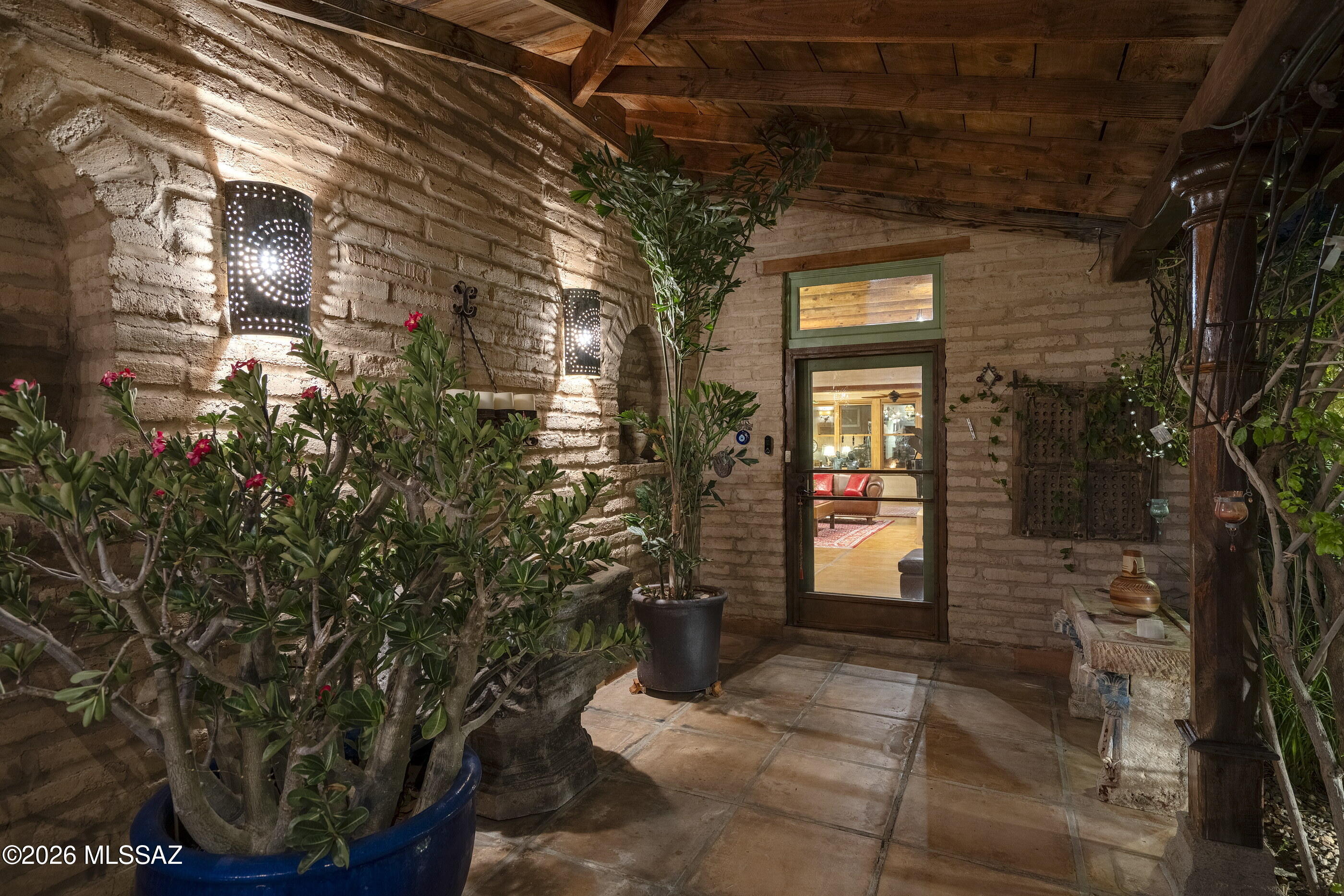 3039 E Placita Los Siete Adobes