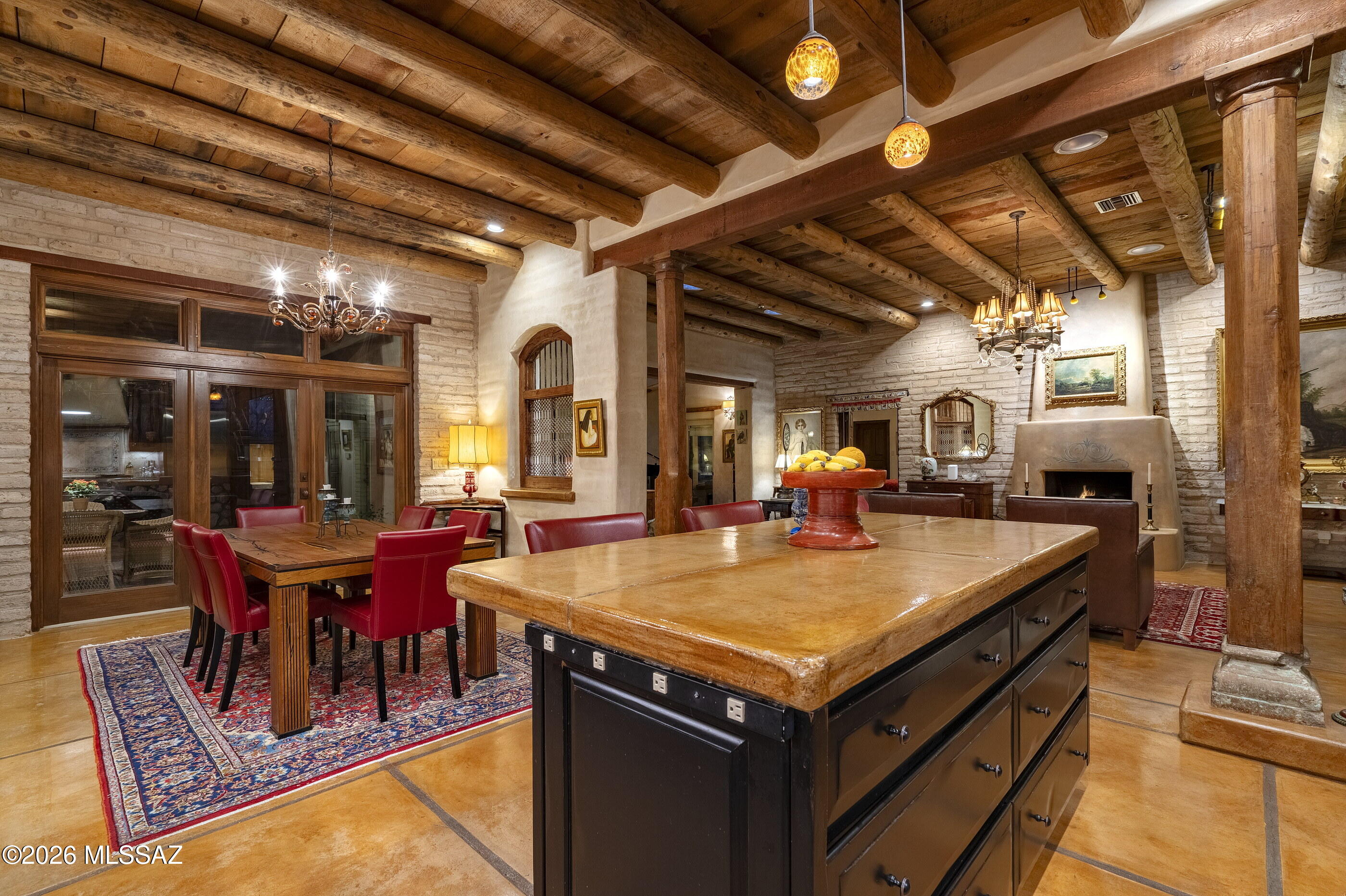 3039 E Placita Los Siete Adobes