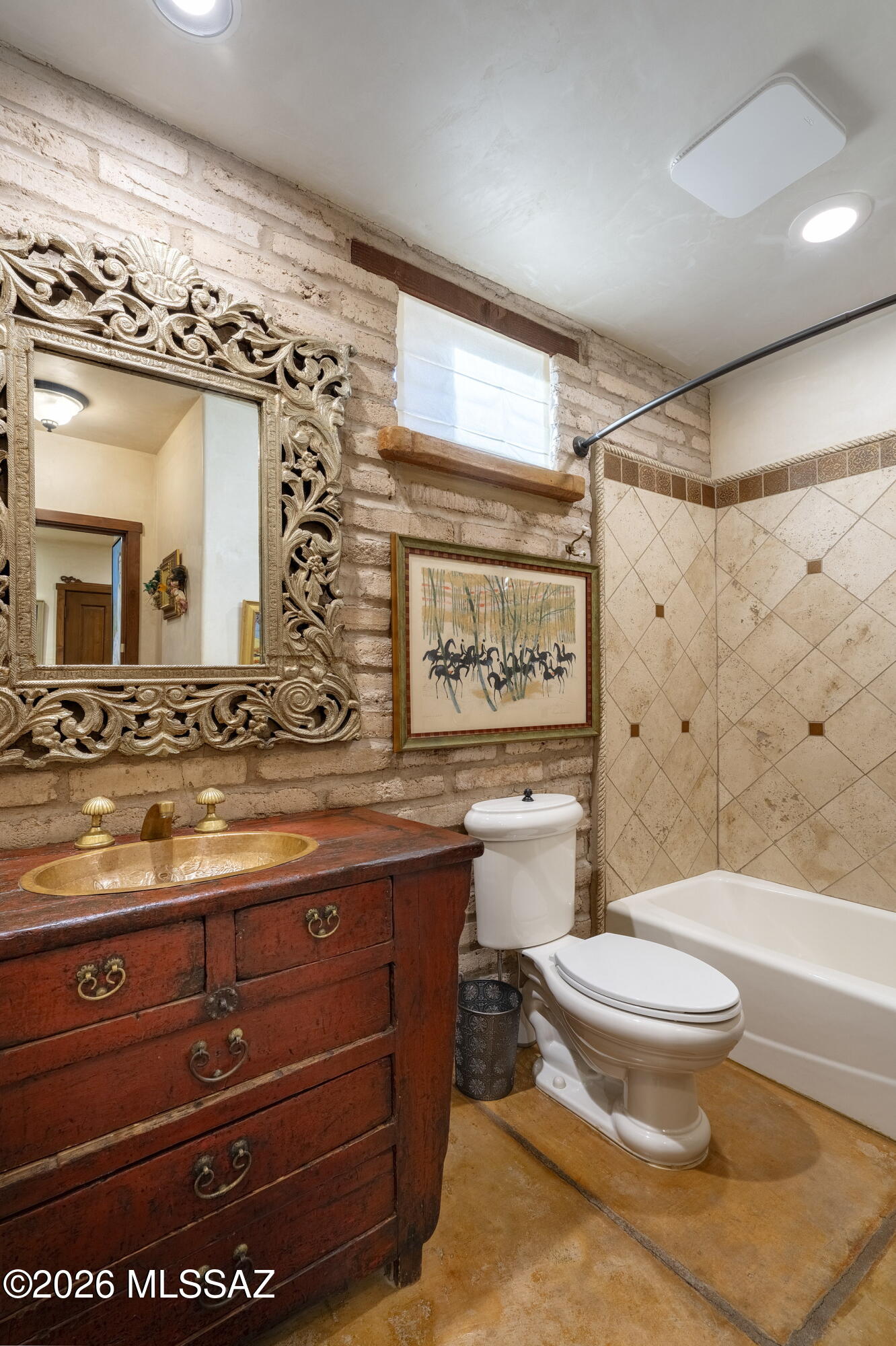 3039 E Placita Los Siete Adobes