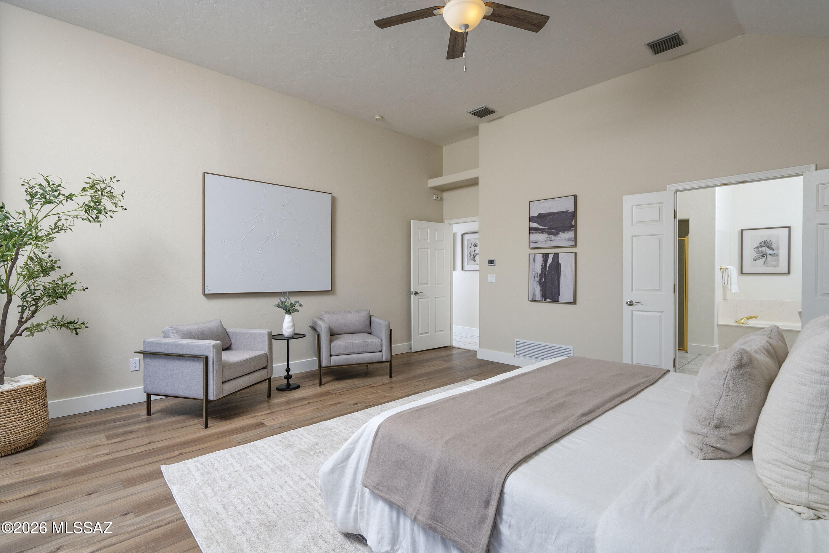 855 S Deer Meadow Loop