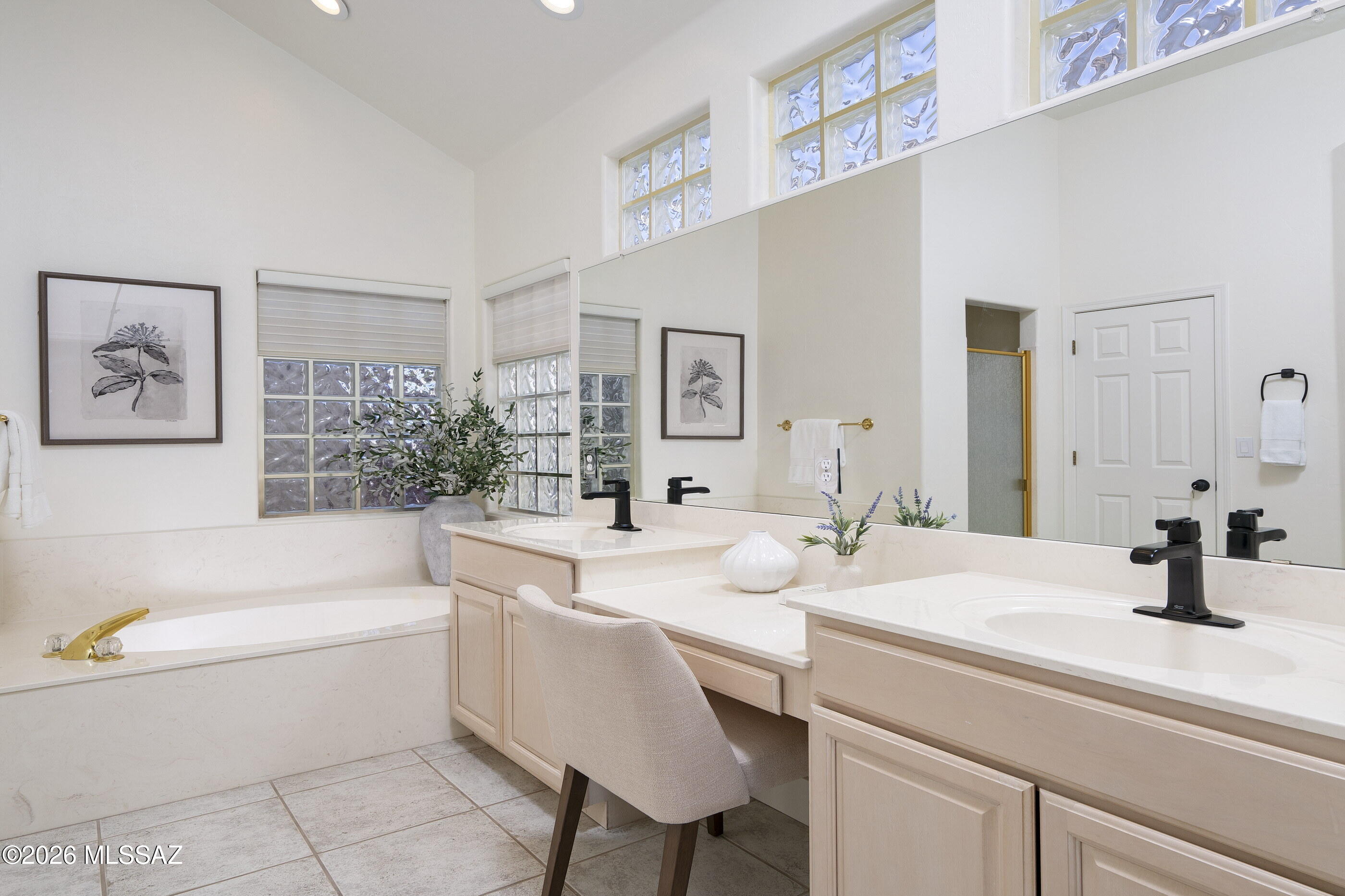 855 S Deer Meadow Loop