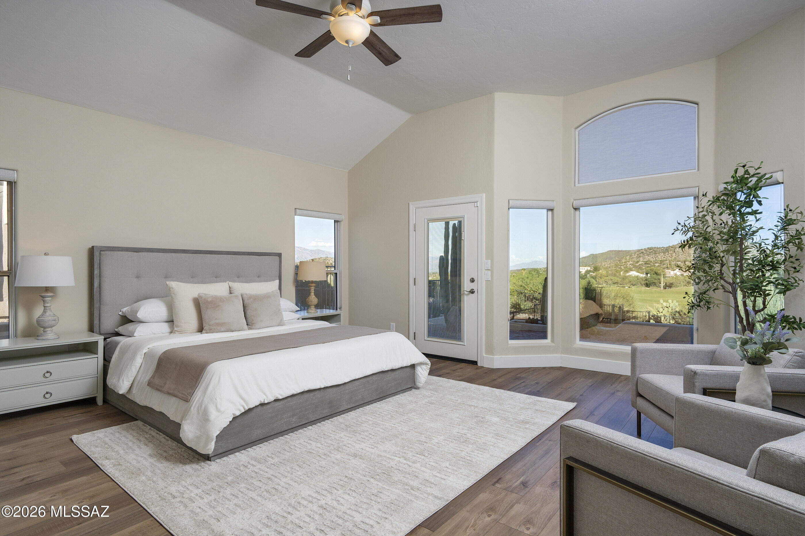 855 S Deer Meadow Loop