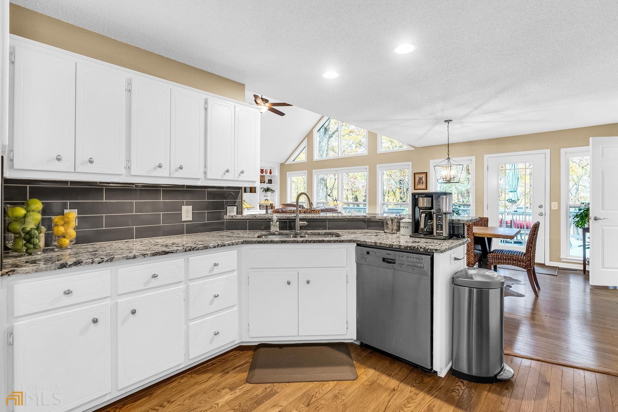 15 Grandview Trail