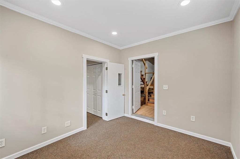 2404 REFUGE Road