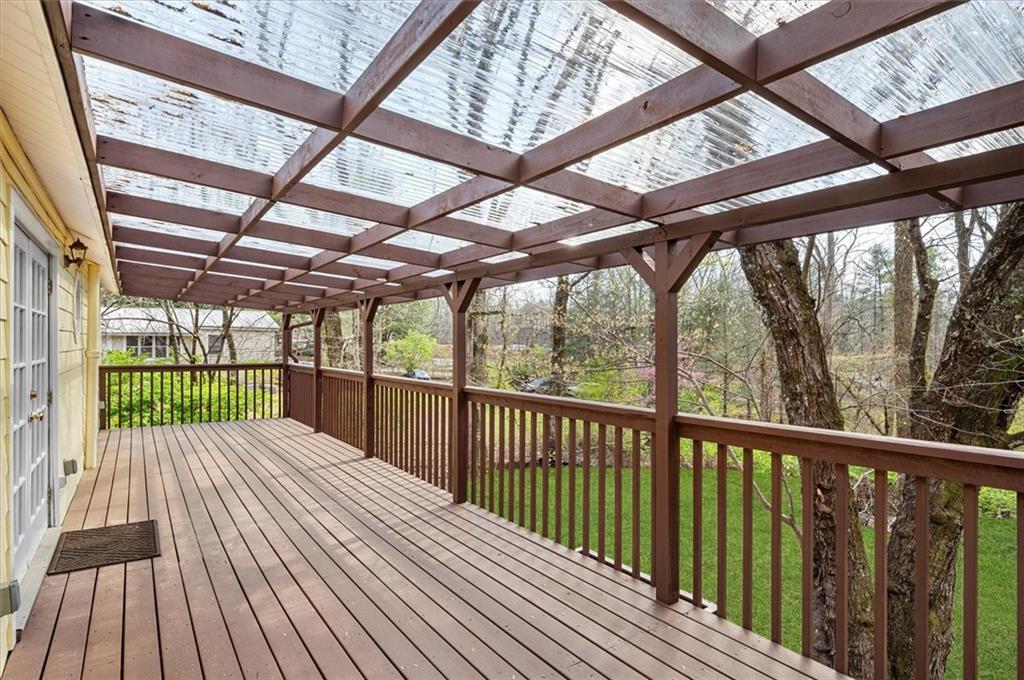 2404 REFUGE Road