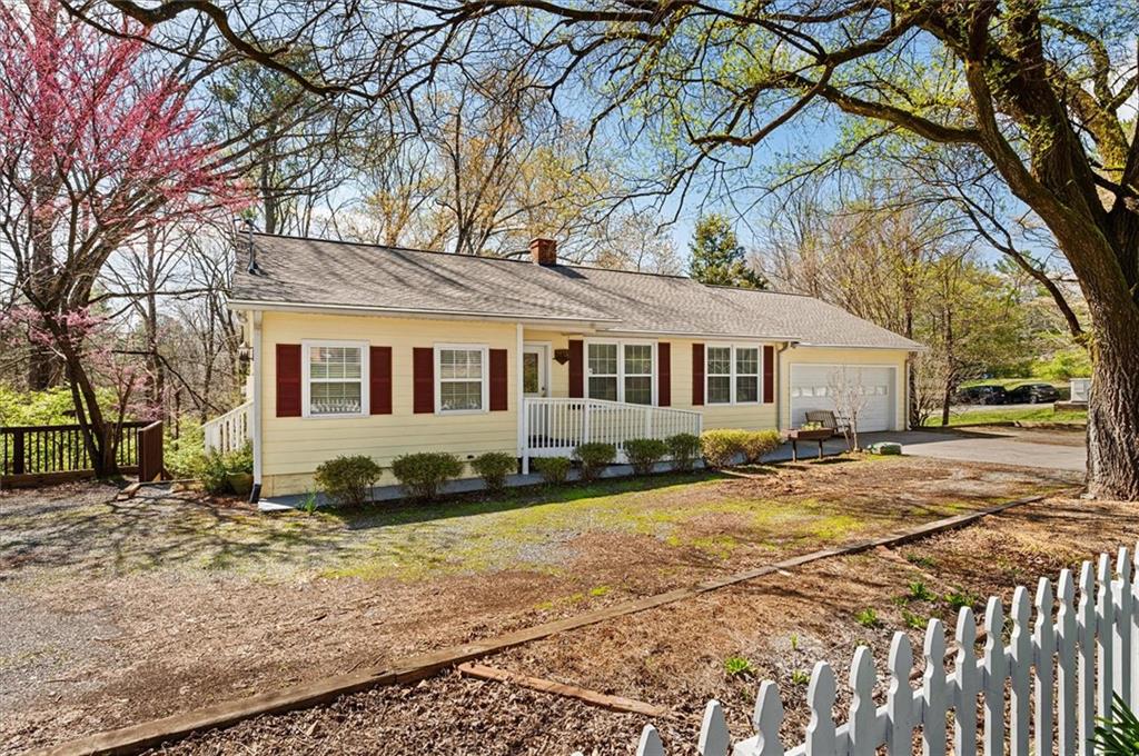 2404 REFUGE Road