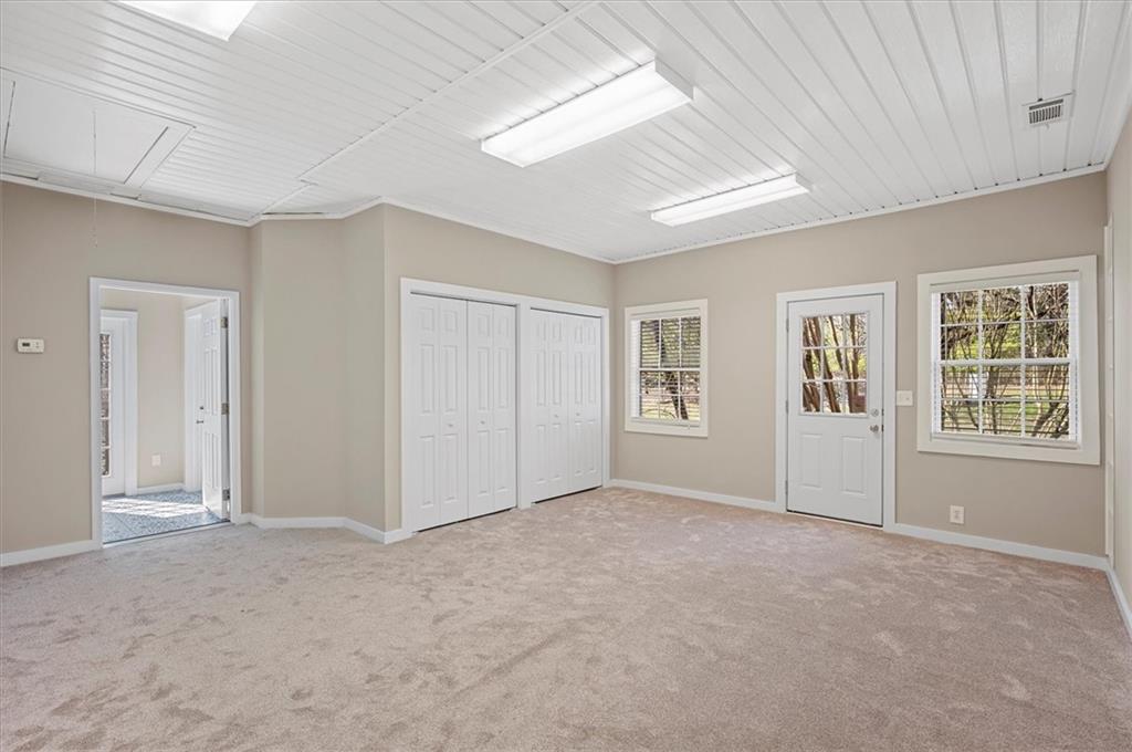 2404 REFUGE Road