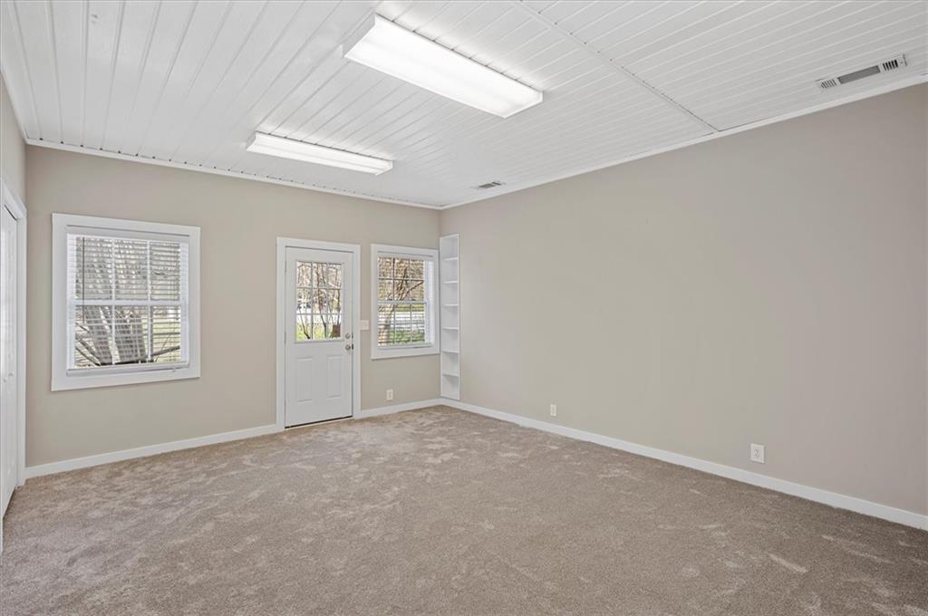 2404 REFUGE Road
