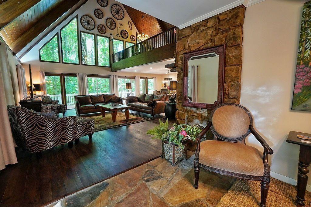 331 Crippled Oak Trail