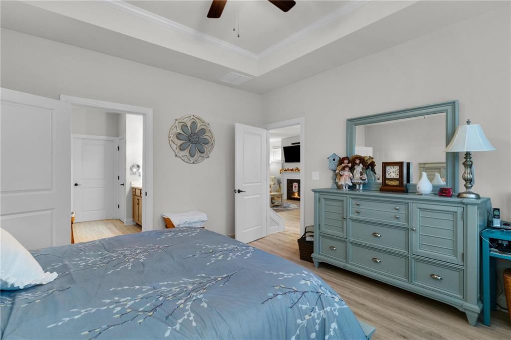 109 Grand Circle
