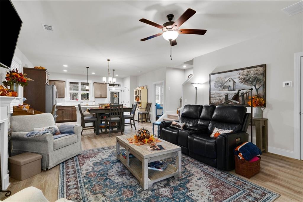 109 Grand Circle