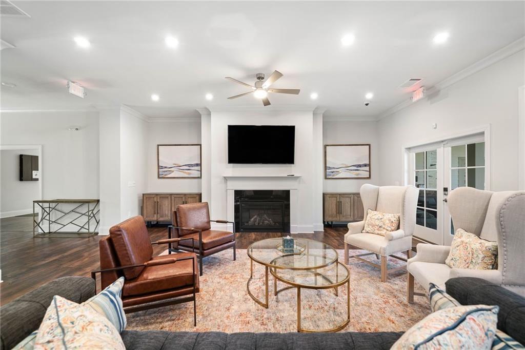 109 Grand Circle