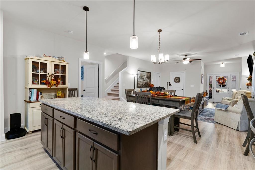 109 Grand Circle