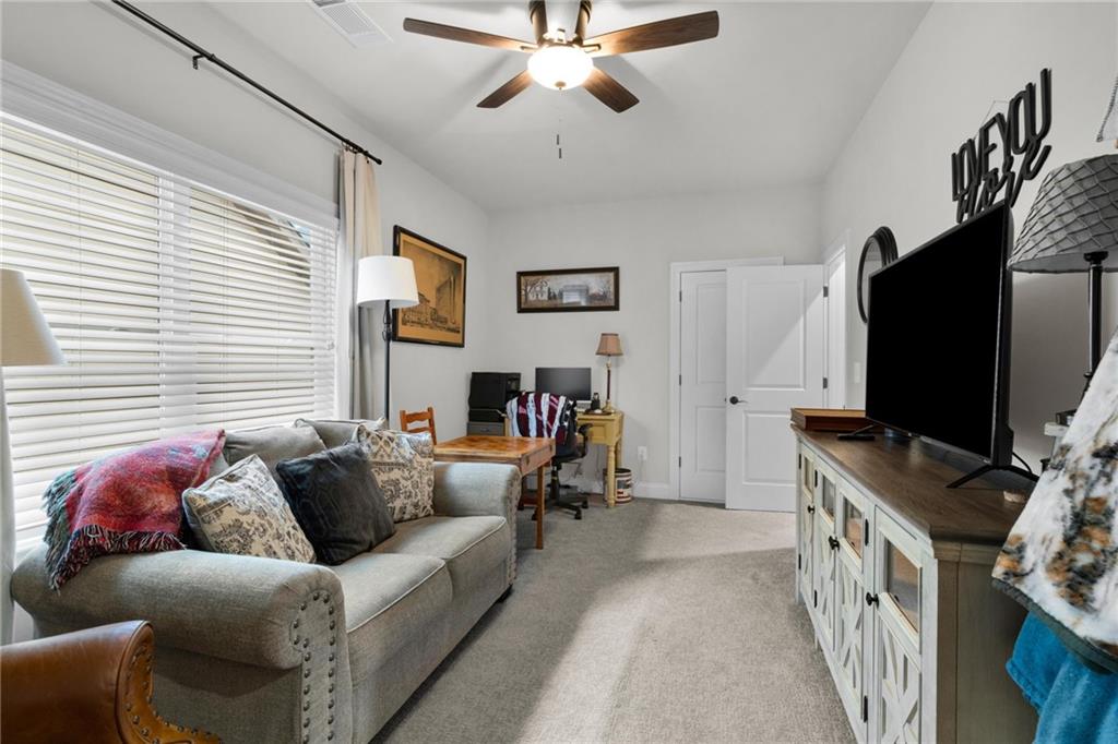 109 Grand Circle