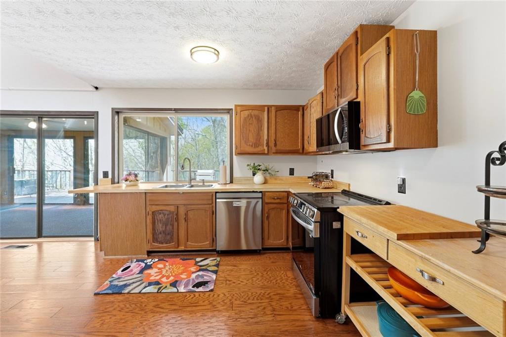 300 Fairview Court