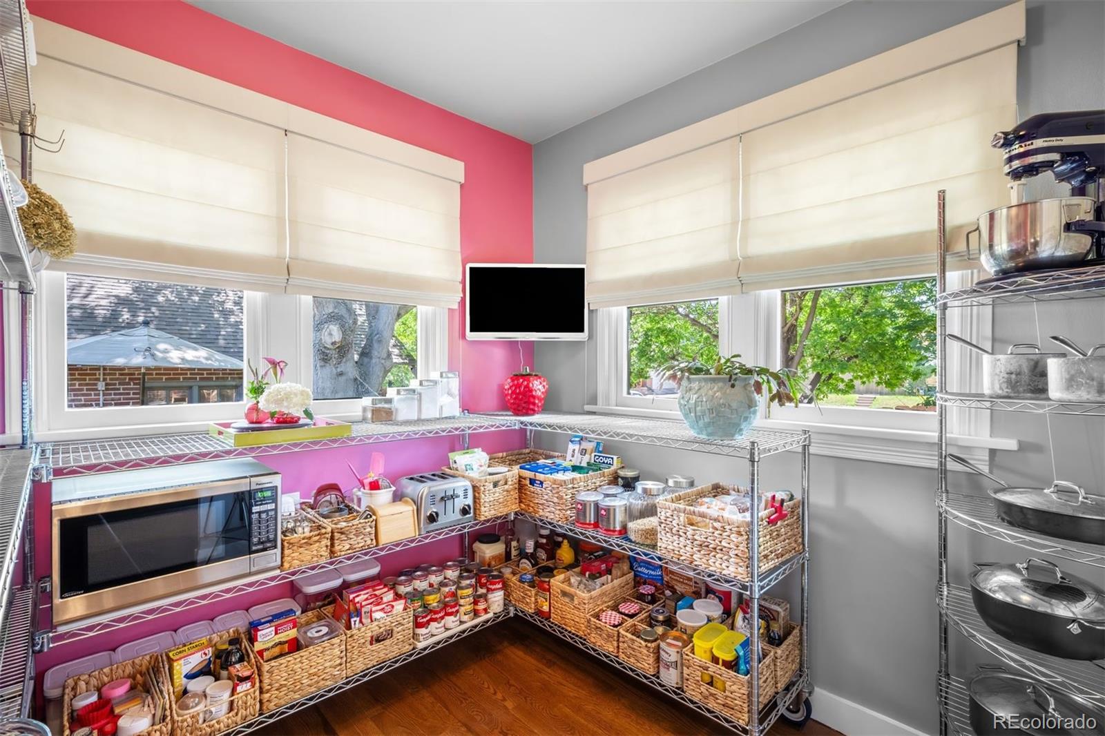 2604 Elm Street