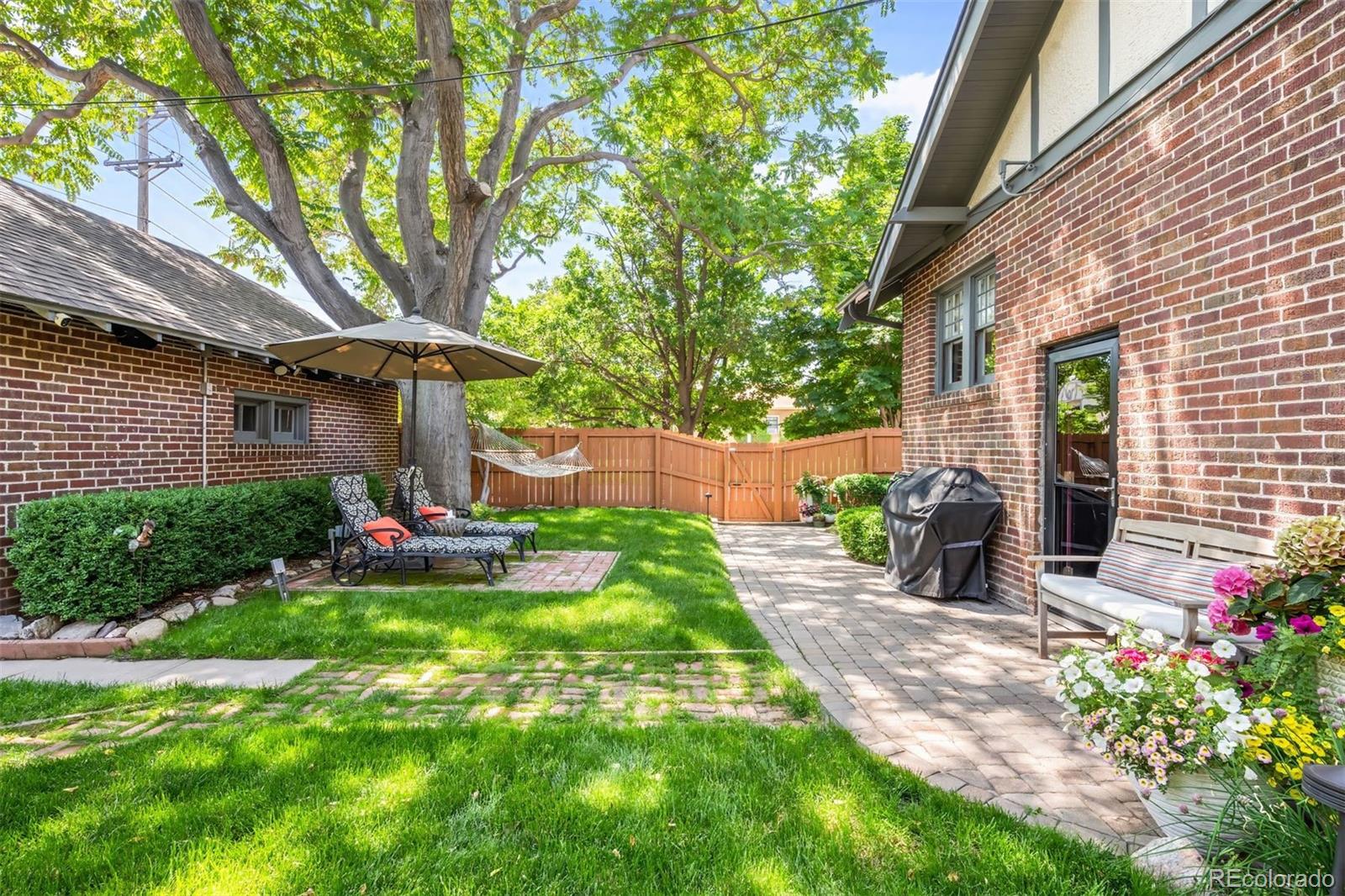 2604 Elm Street