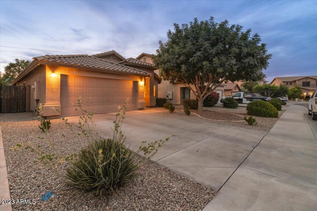 33554 N COBBLE STONE Drive
