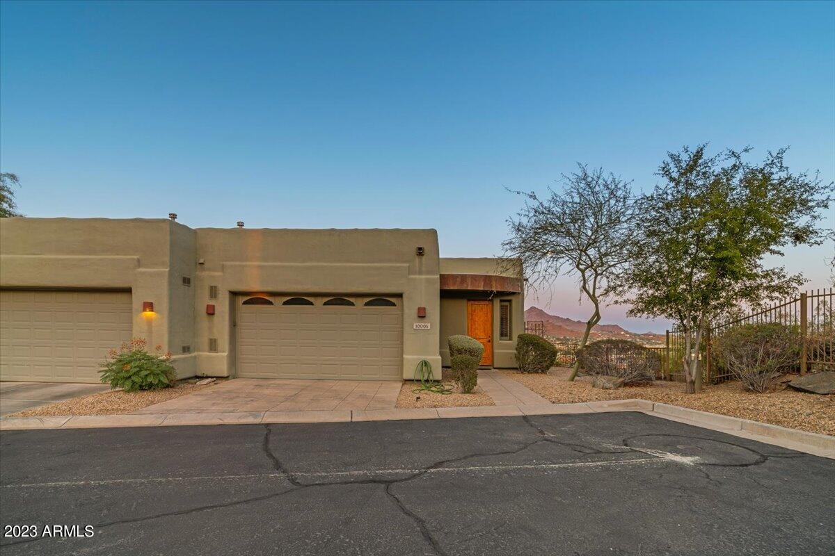 10005 N 1ST Drive