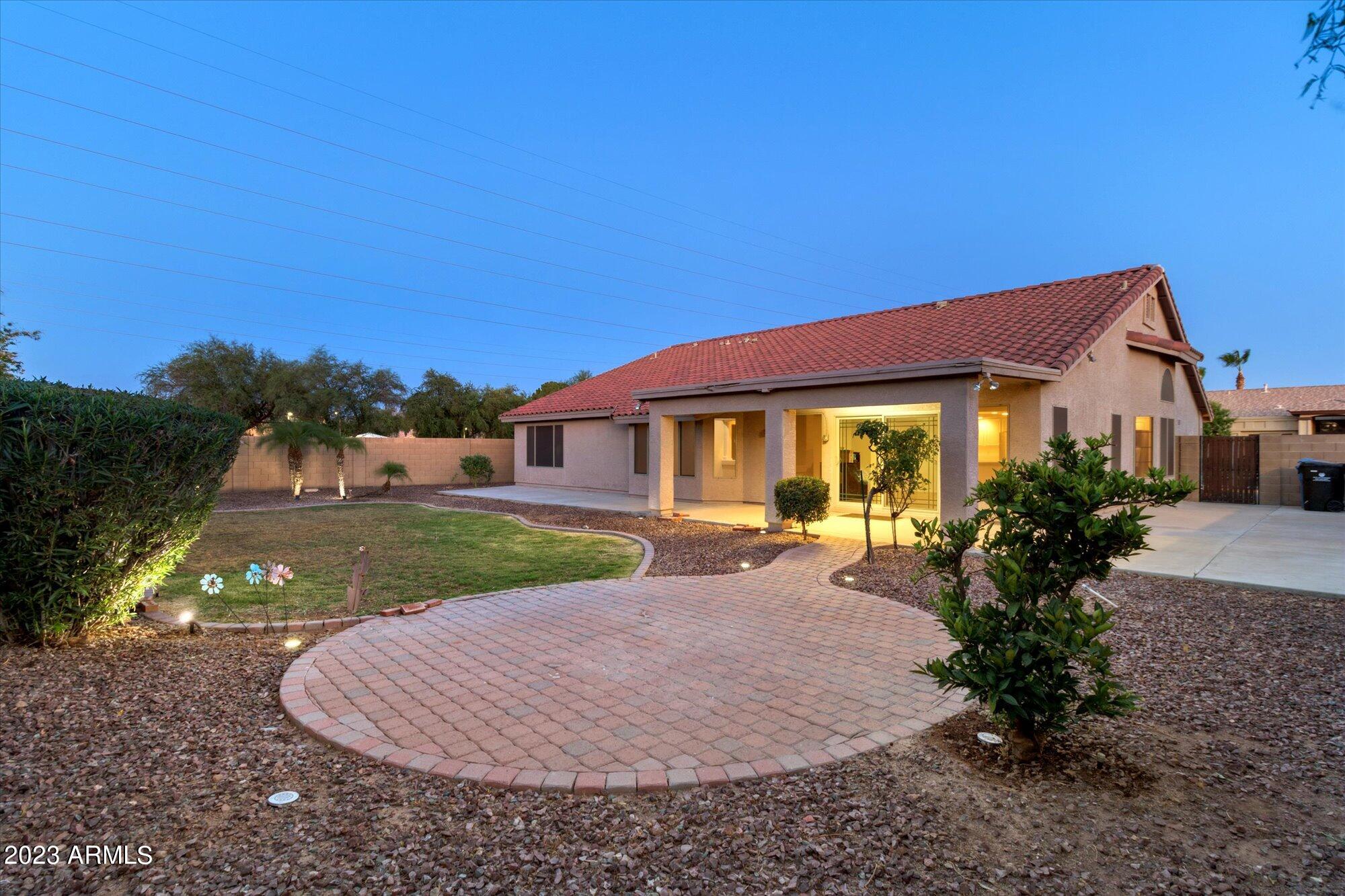 4908 W SIESTA Way