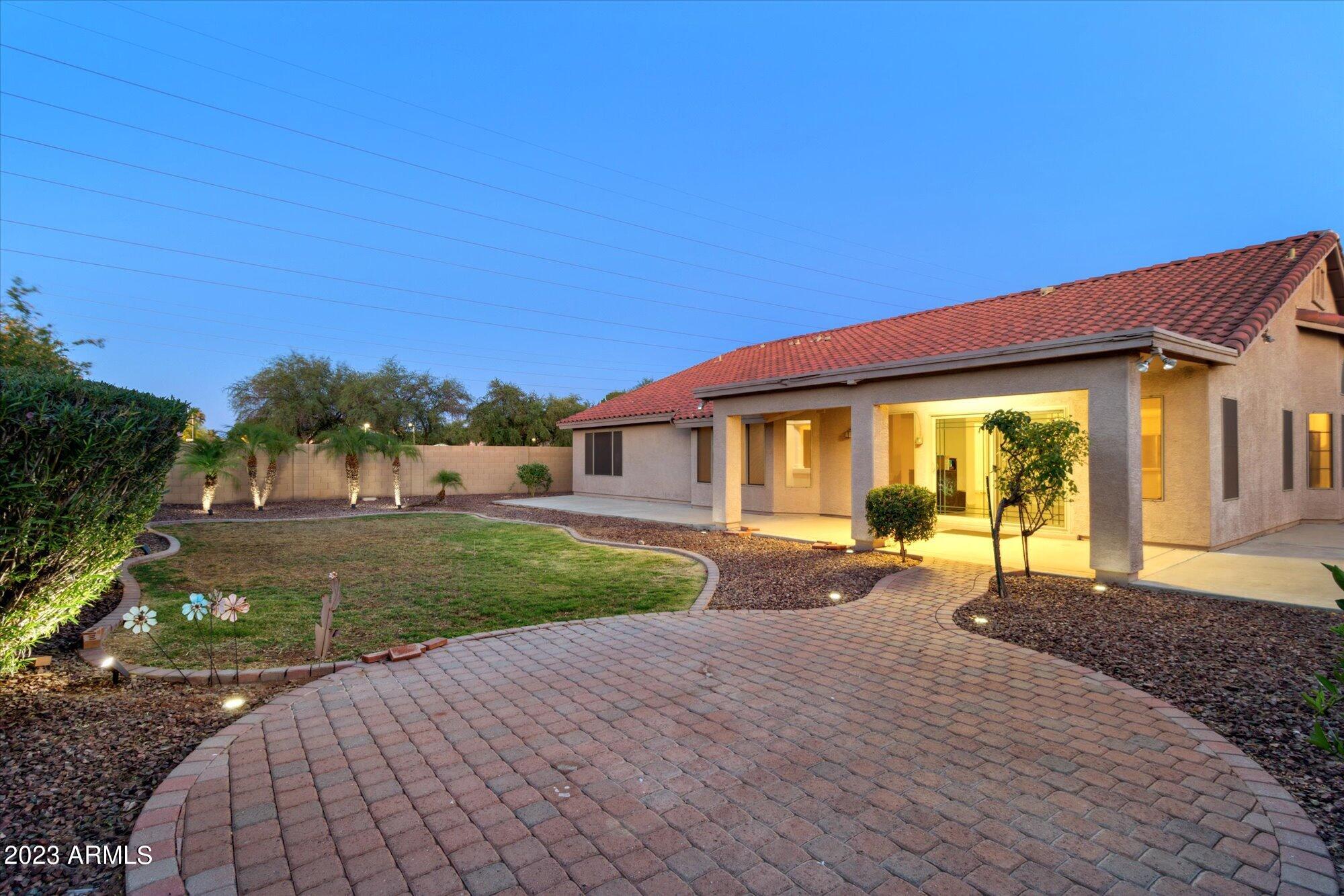 4908 W SIESTA Way