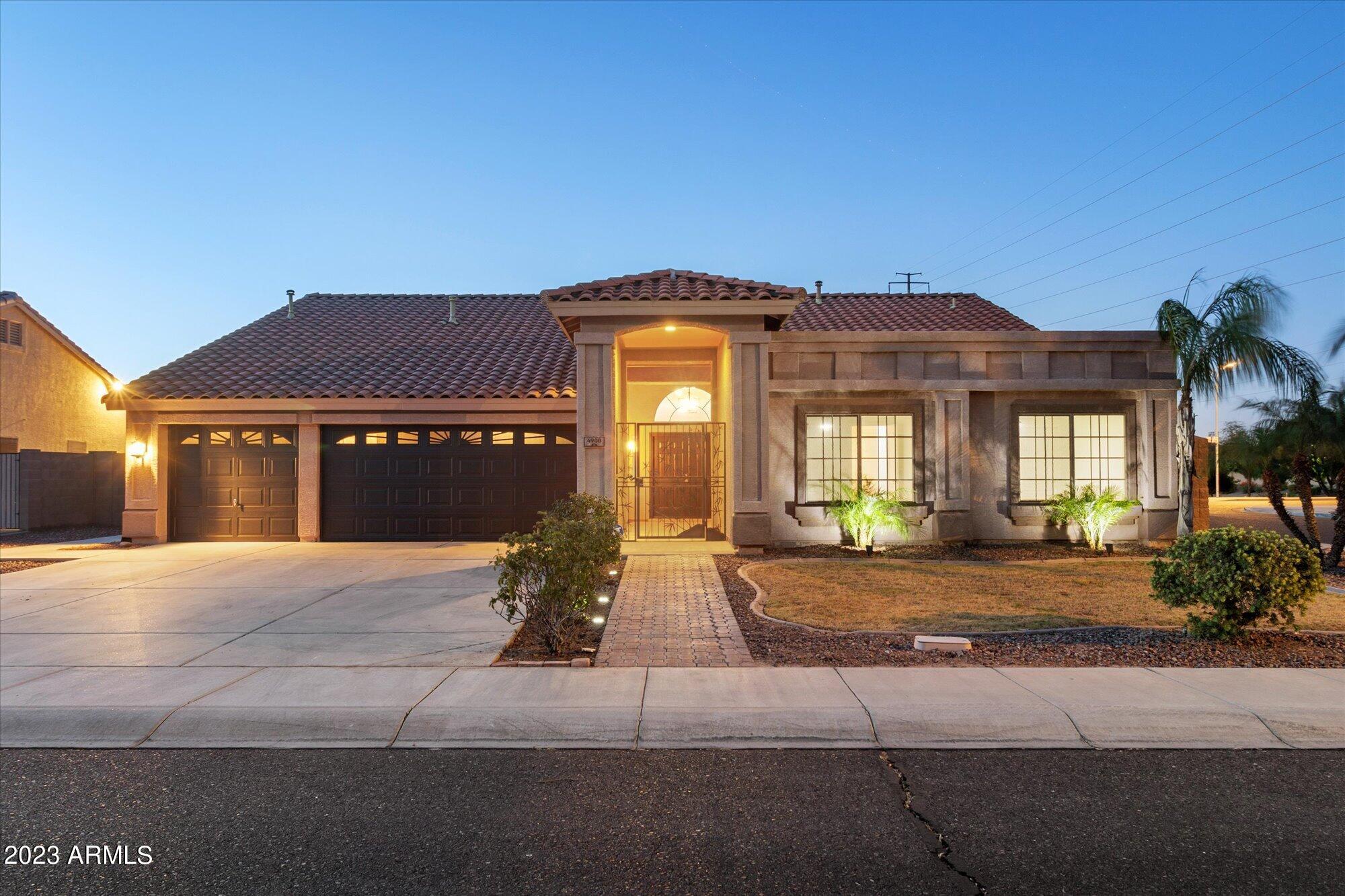 4908 W SIESTA Way