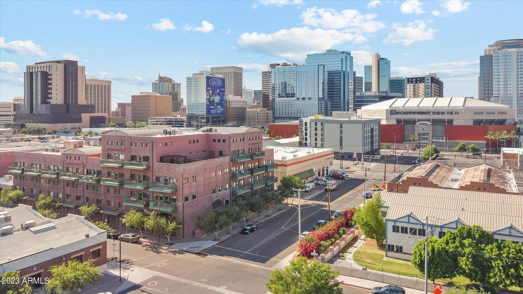 424 S 2ND Street Unit: 208