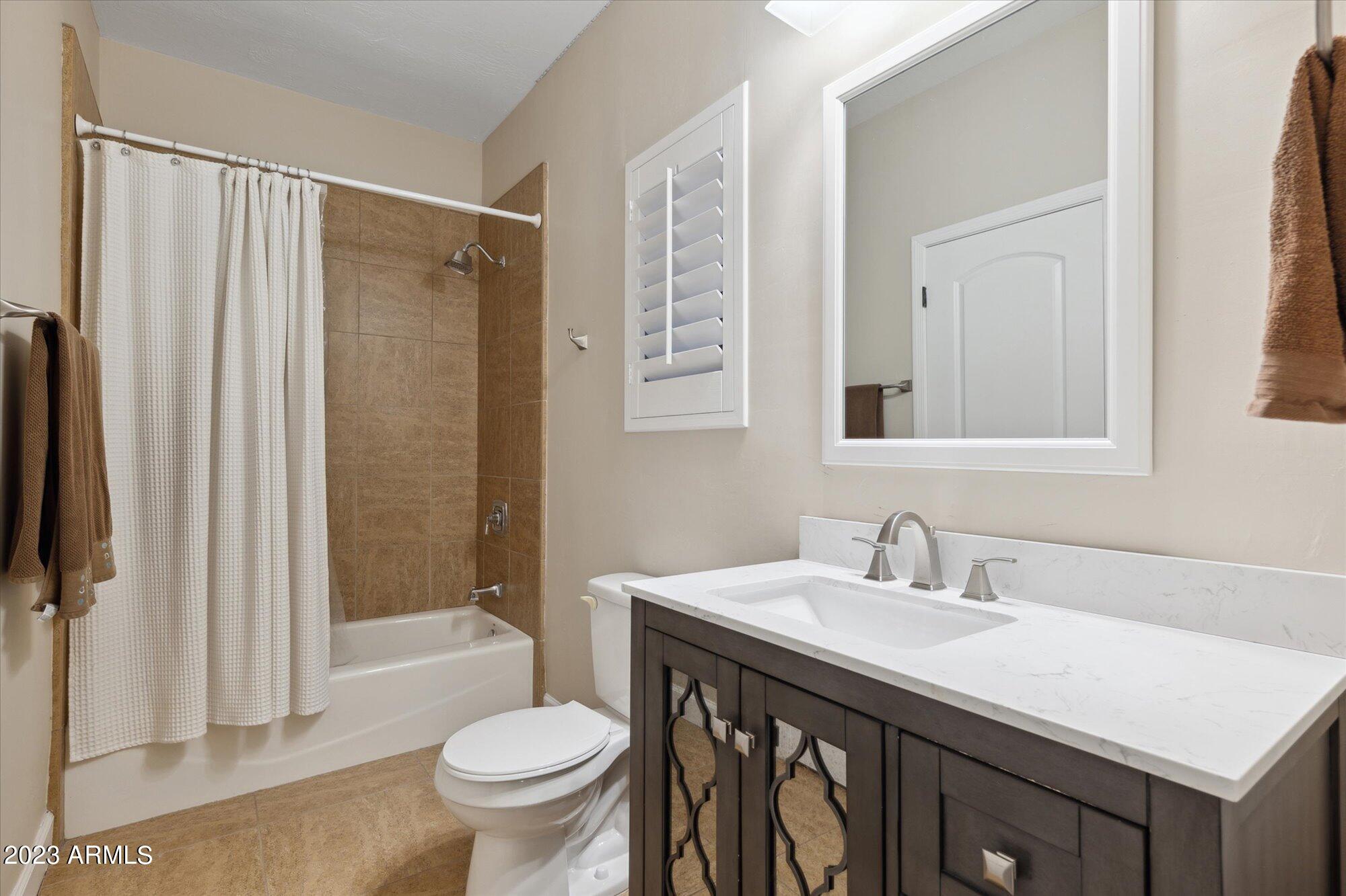 4822 W AVENIDA DEL REY --