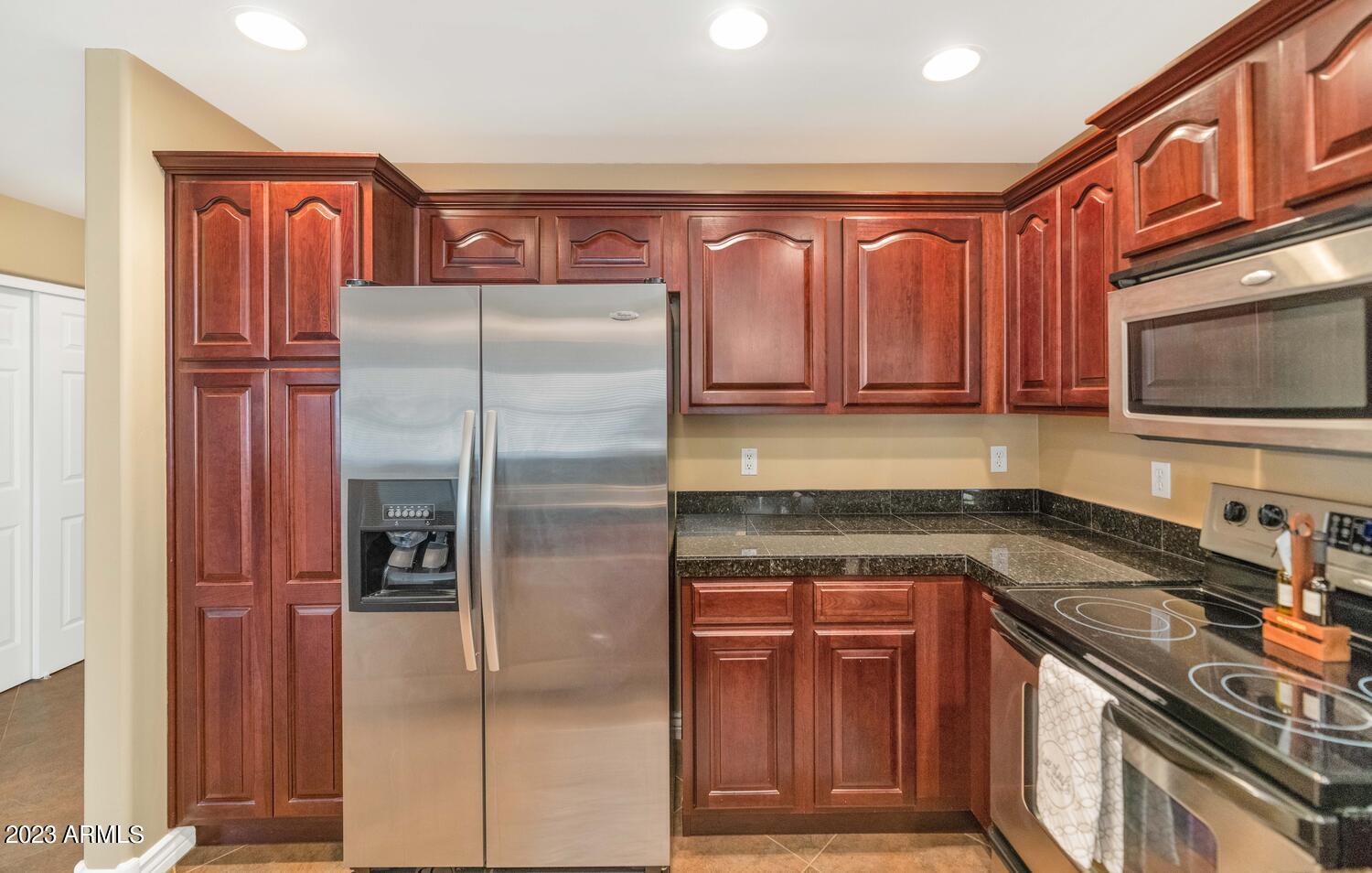 5350 E DEER VALLEY Drive Unit: 4423