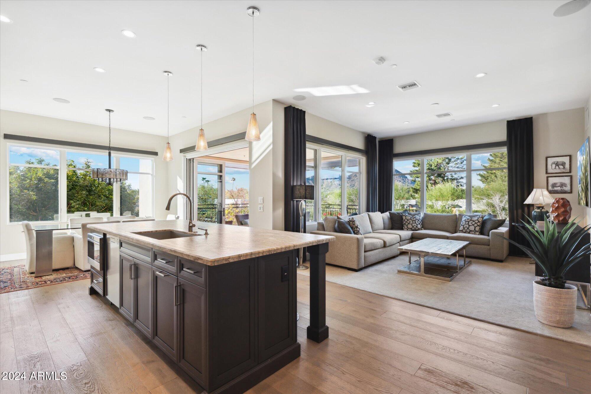 6166 N SCOTTSDALE Road Unit: A2006
