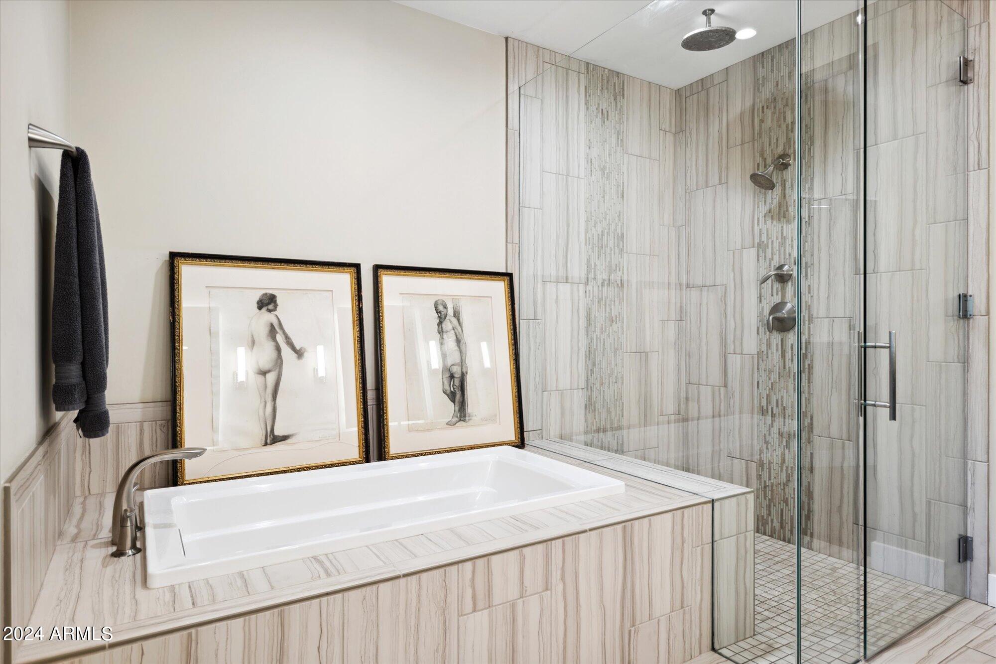 6166 N SCOTTSDALE Road Unit: A2006