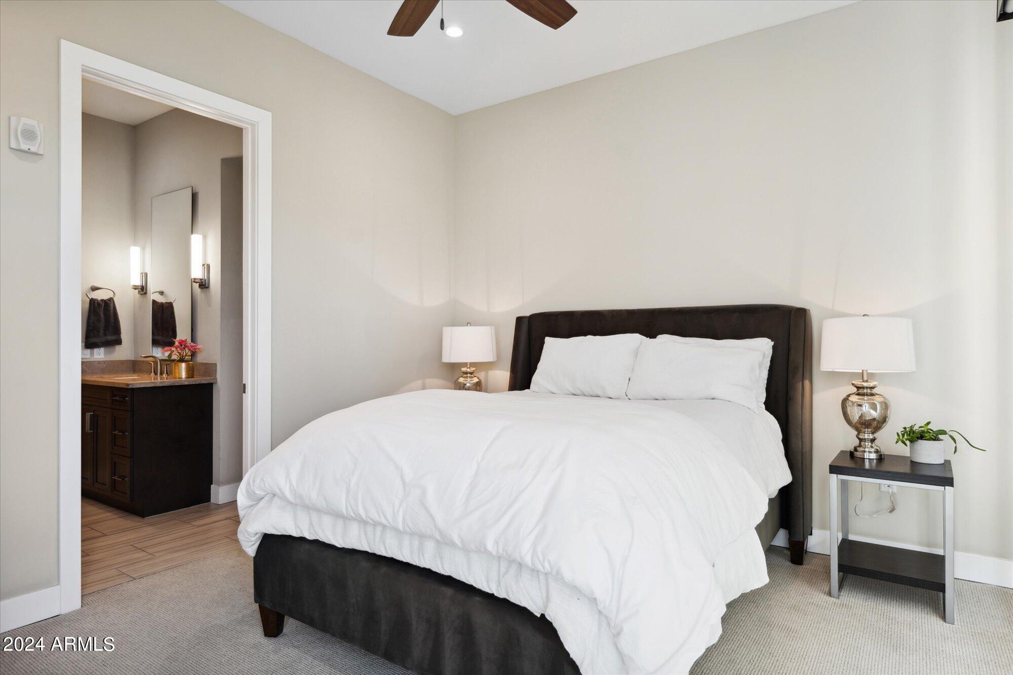 6166 N SCOTTSDALE Road Unit: A2006