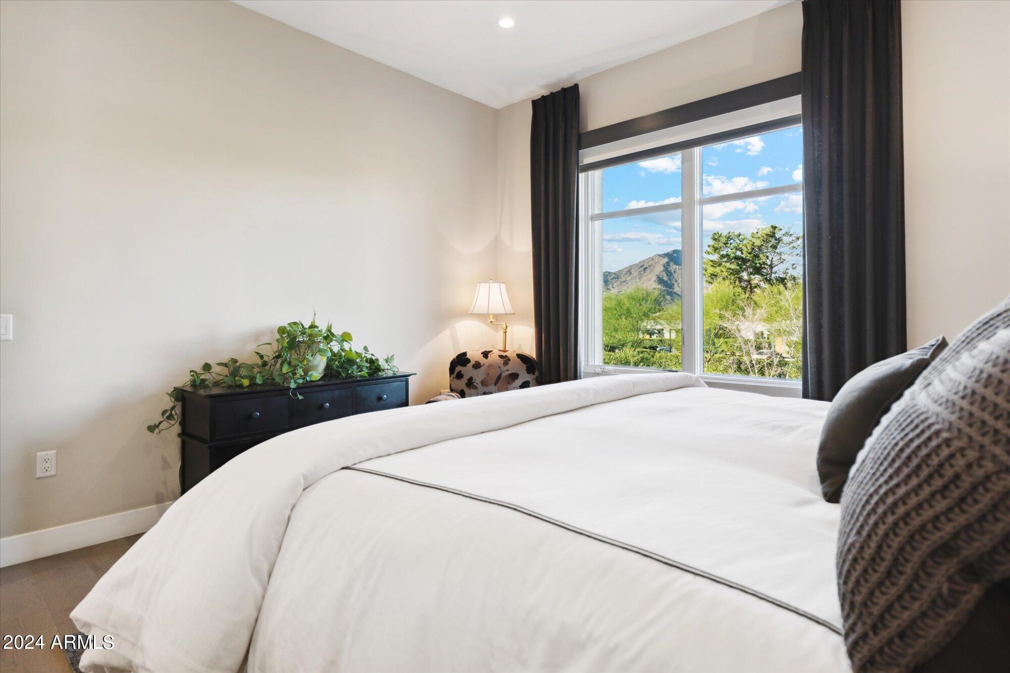 6166 N SCOTTSDALE Road Unit: A2006