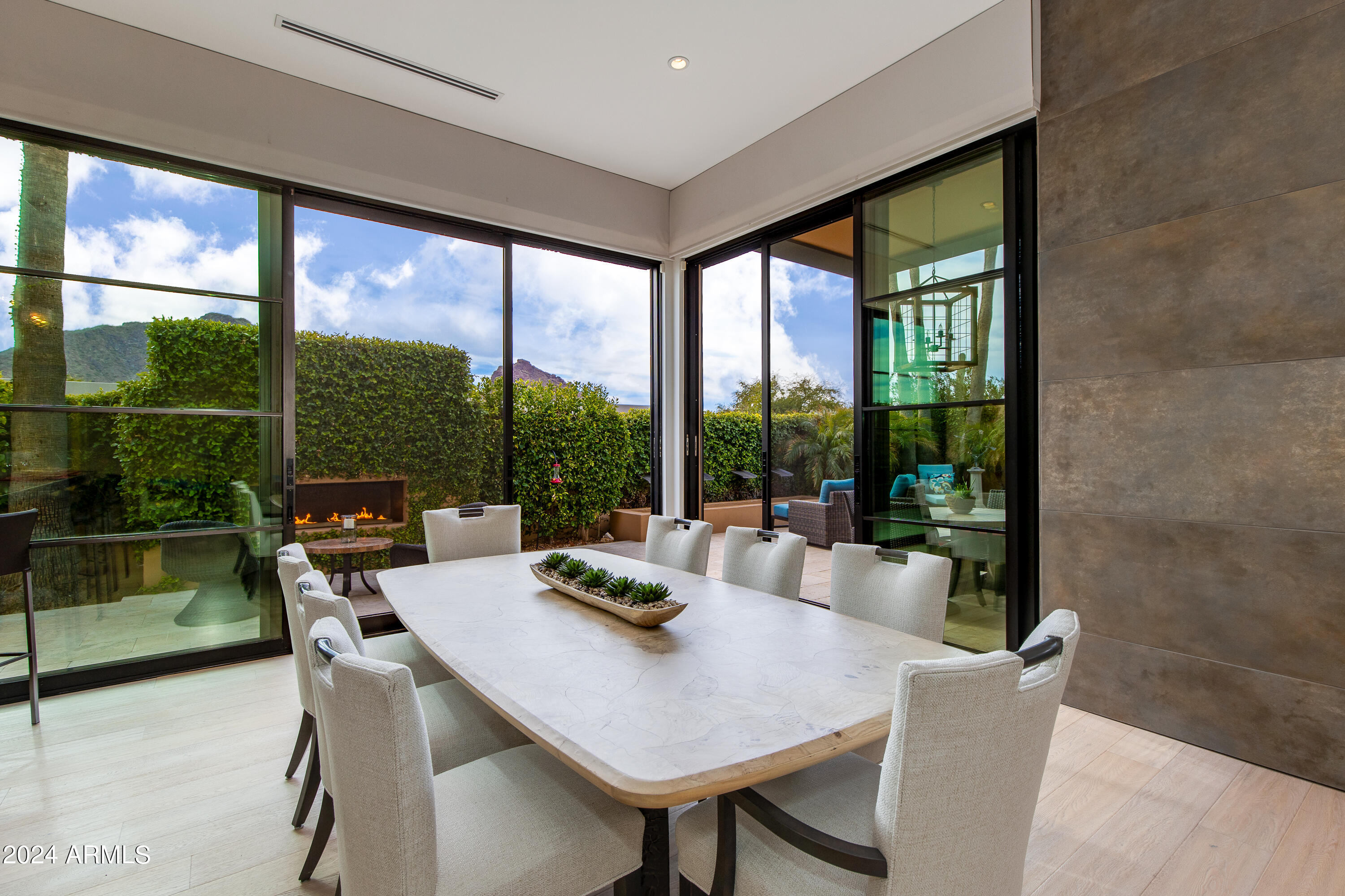 5434 E LINCOLN Drive Unit: 58