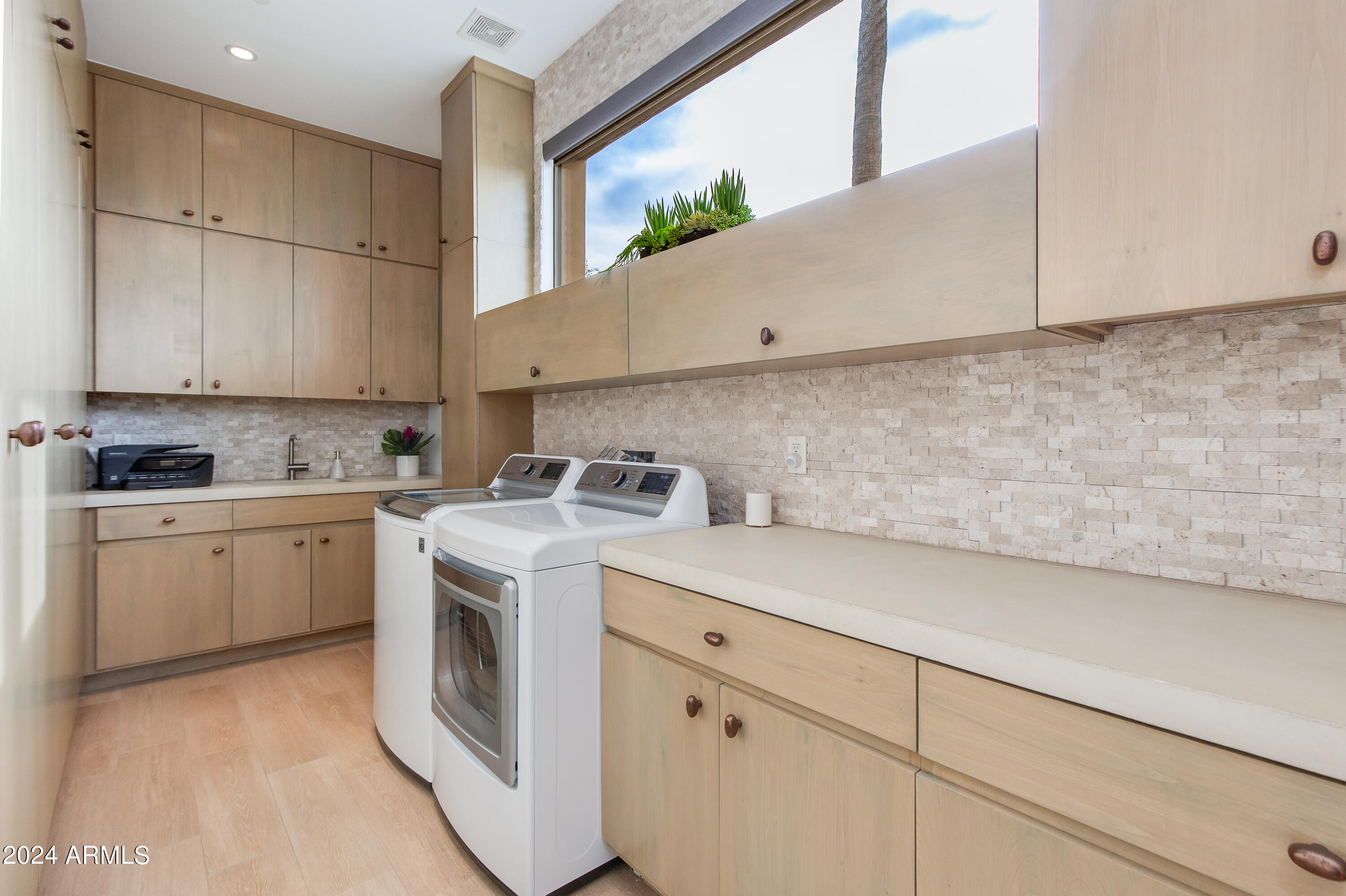 5434 E LINCOLN Drive Unit: 58