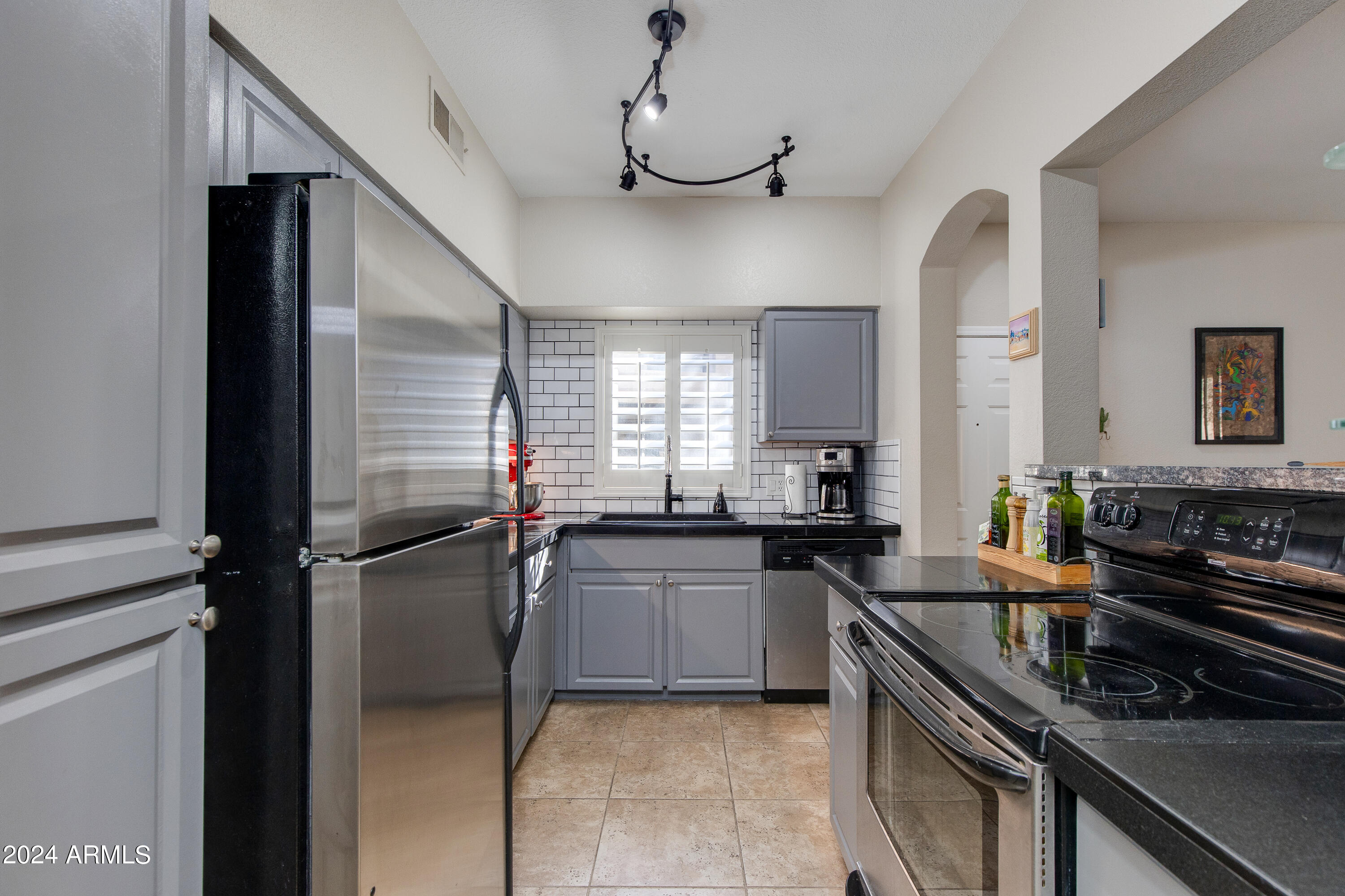 1411 E ORANGEWOOD Avenue Unit: 108