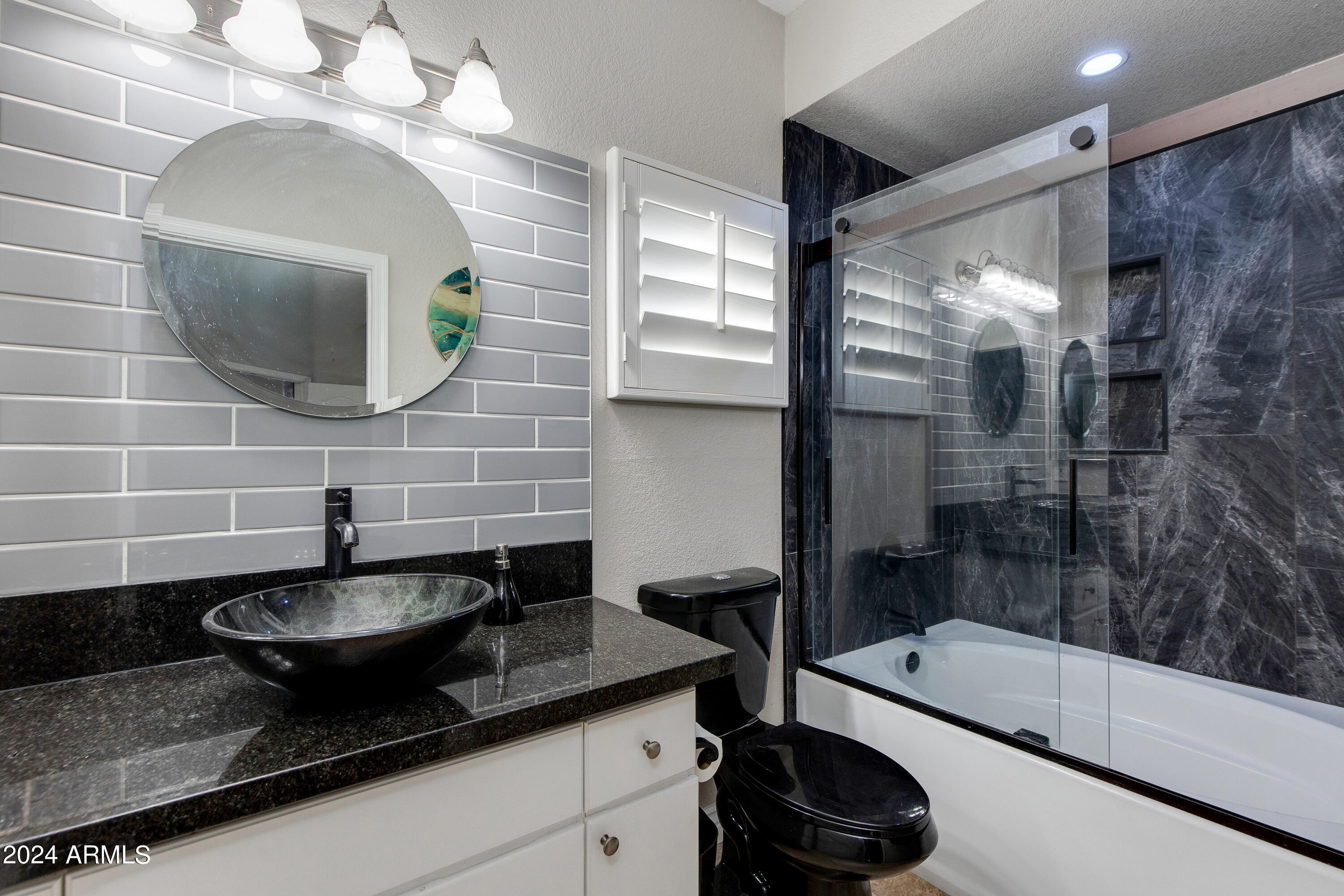 1411 E ORANGEWOOD Avenue Unit: 108